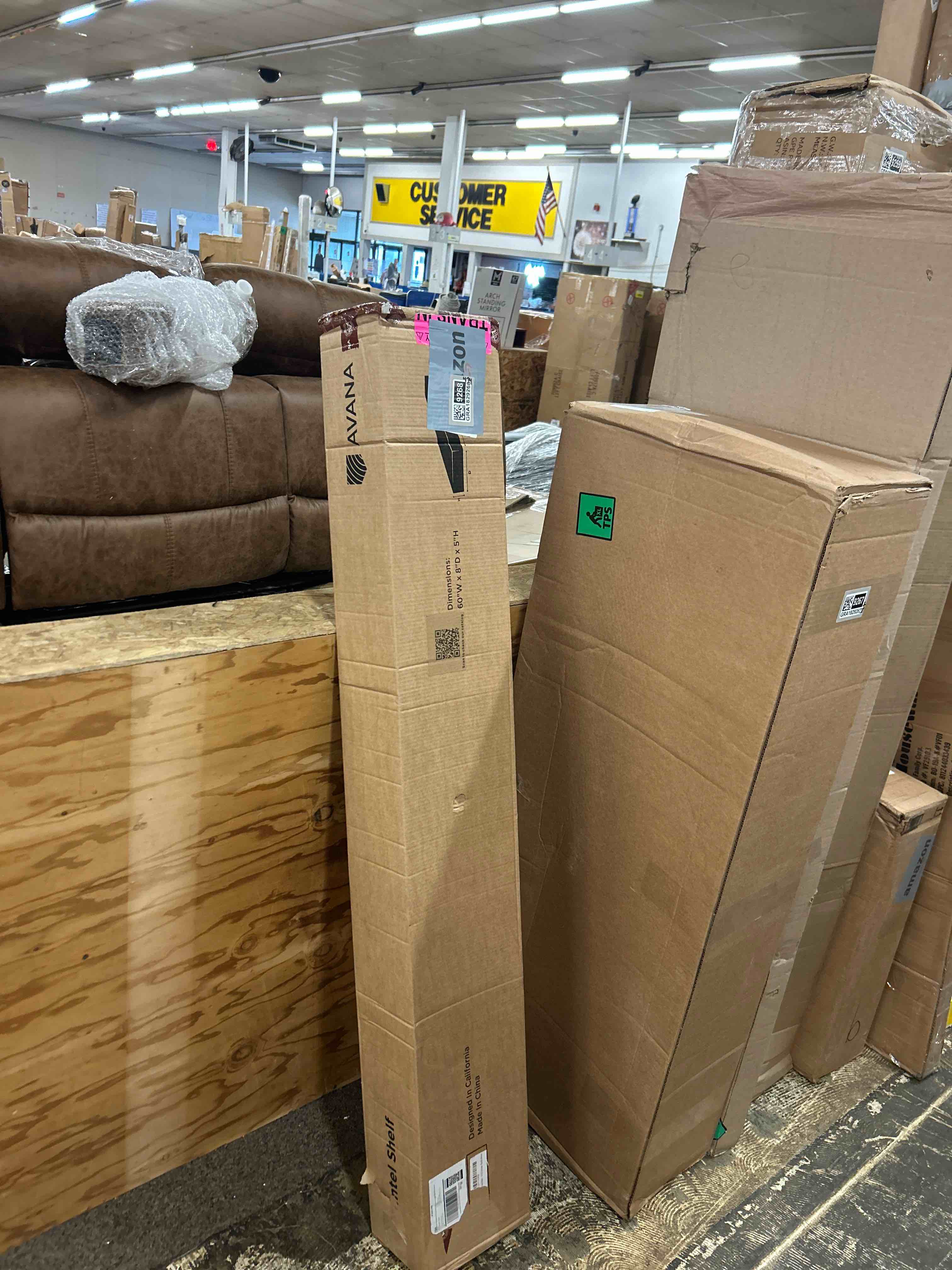 Condition photo showing New/Like New for Avana Rustic Fireplace Mantle Shelf 60 Inches - Handcrafted Wood Mantles For Over Fireplace - Wall Mounted Farmhouse Fireplace Mantel Shelf - Floating Fireplace Mantels 60 X 8 X 5 - Rustic Traditional