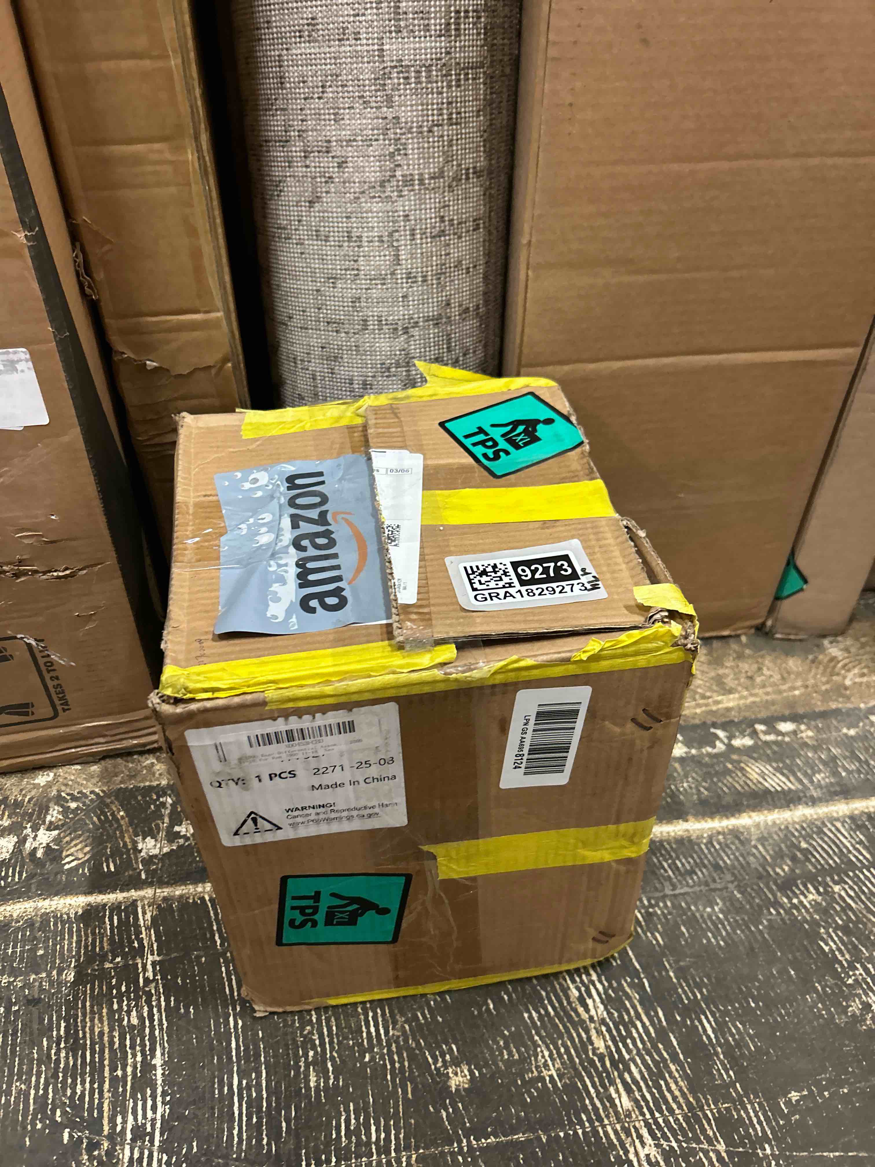 Condition photo showing New/Like New for SCITOO Rear Differential Assembly for Chevy Silverado 2500 HD 01-18,for Chevy Silverado 3500 HD 07-18,for Dodge Ram 2500 03-10,for Dodge Ram 3500 03-10,for Ram 2500 11-18,for Ram 3500 11-18