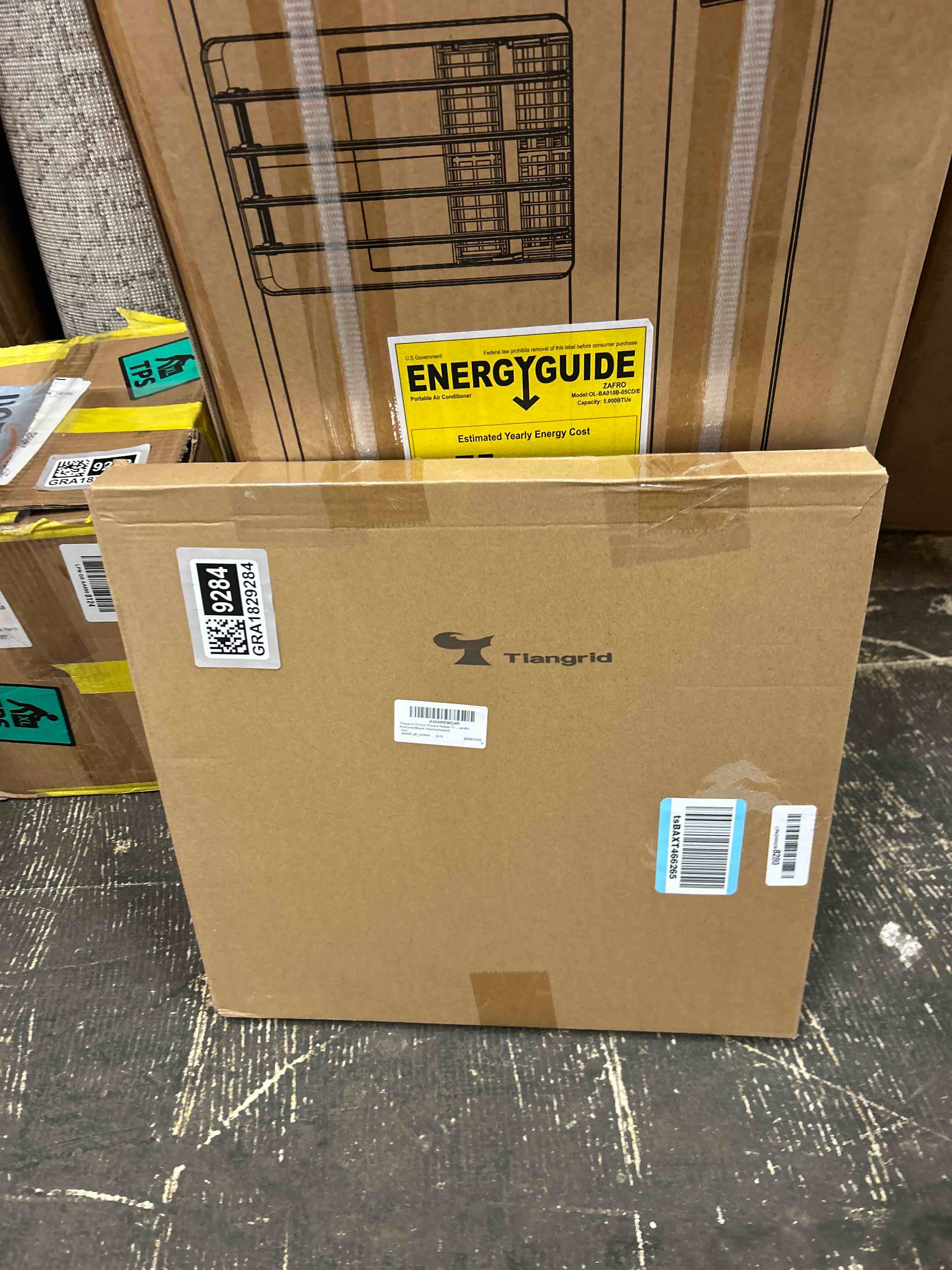 Condition photo showing New/Like New for Chip and Dip Serving Set, 13.5" Serving Platters and Trays, Appetizer Serving Tray, Divided Serving Tray, Party Serving Relish Trays and Platters, Lazy Susan Taco Bar, Lazy Susan Serving Platter