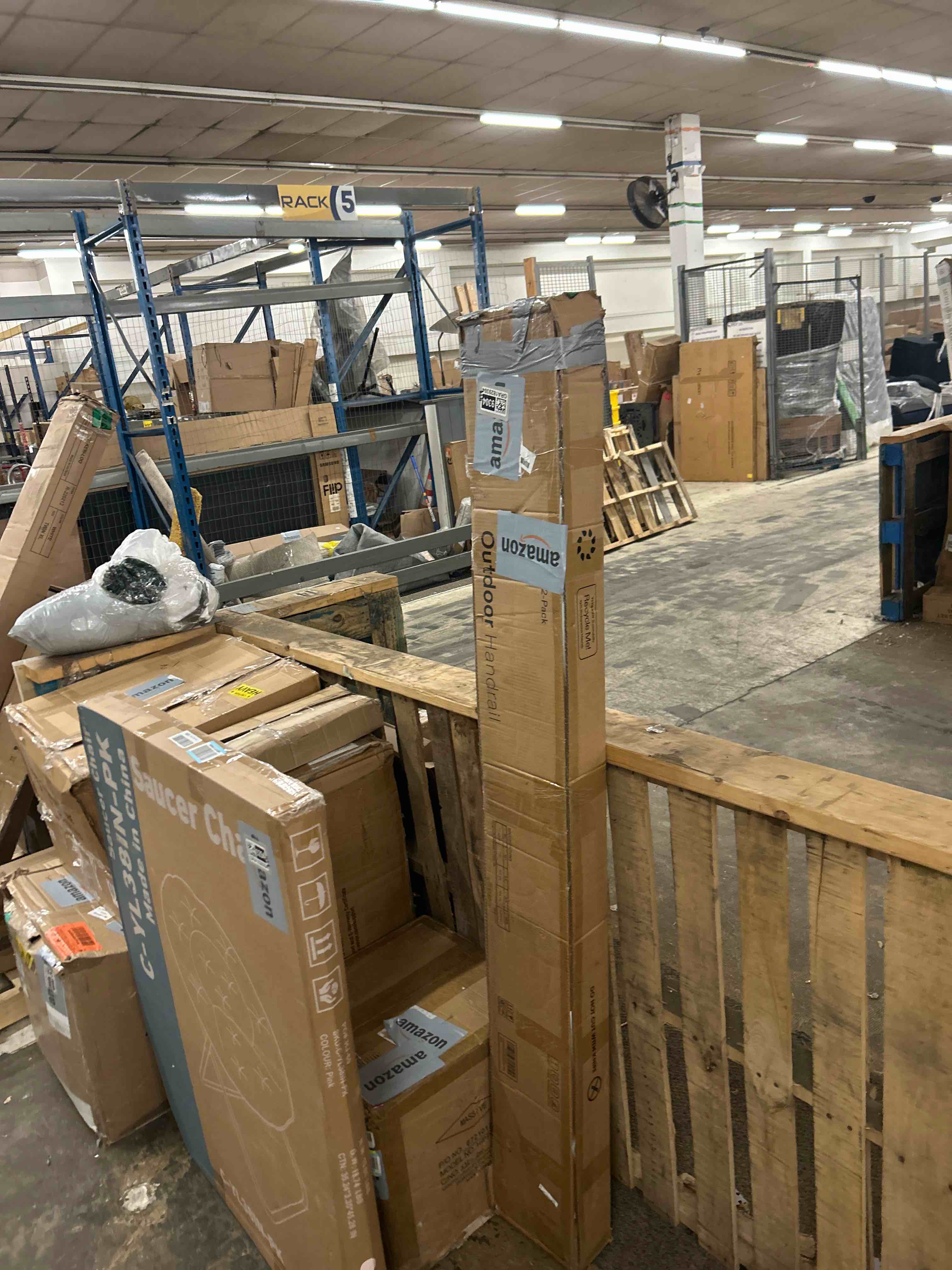 Condition photo showing New/Like New for VIVOSUN 2-Pack Outdoor Handrail, 5 Step Stair Handrail, 69" x 36" Fits 1 to 5 Steps, Wrought Mattle Iron Handrail for Concrete Steps, Porch Steps, One-Step Assembly, 2 Packs, Black