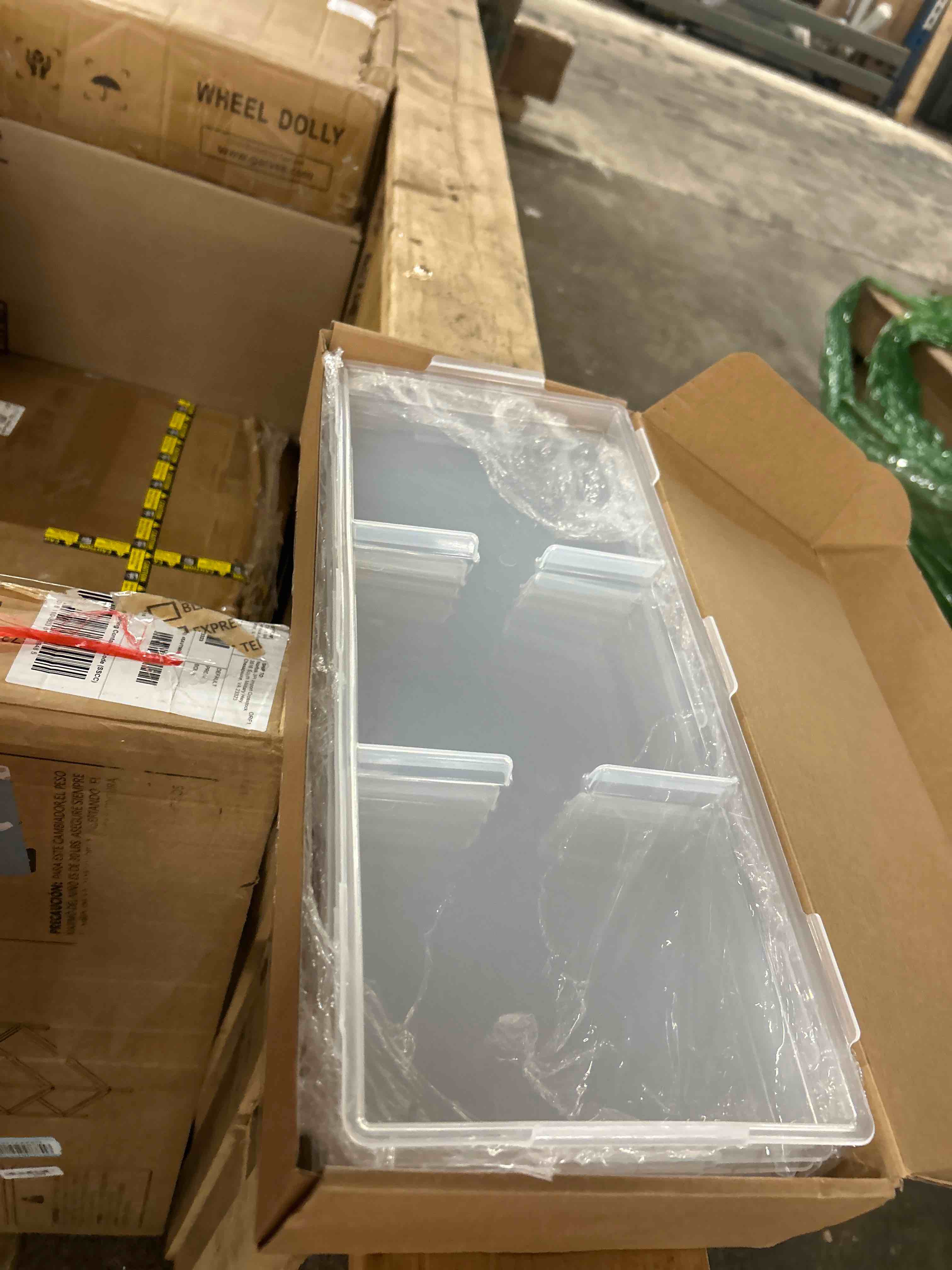 Condition photo showing New/Like New for Tray Lids for Harvest Right Freeze Dryer Medium Trays. 5 pcs freeze dryer tray lids medium for Harvest right freeze dryer accessories