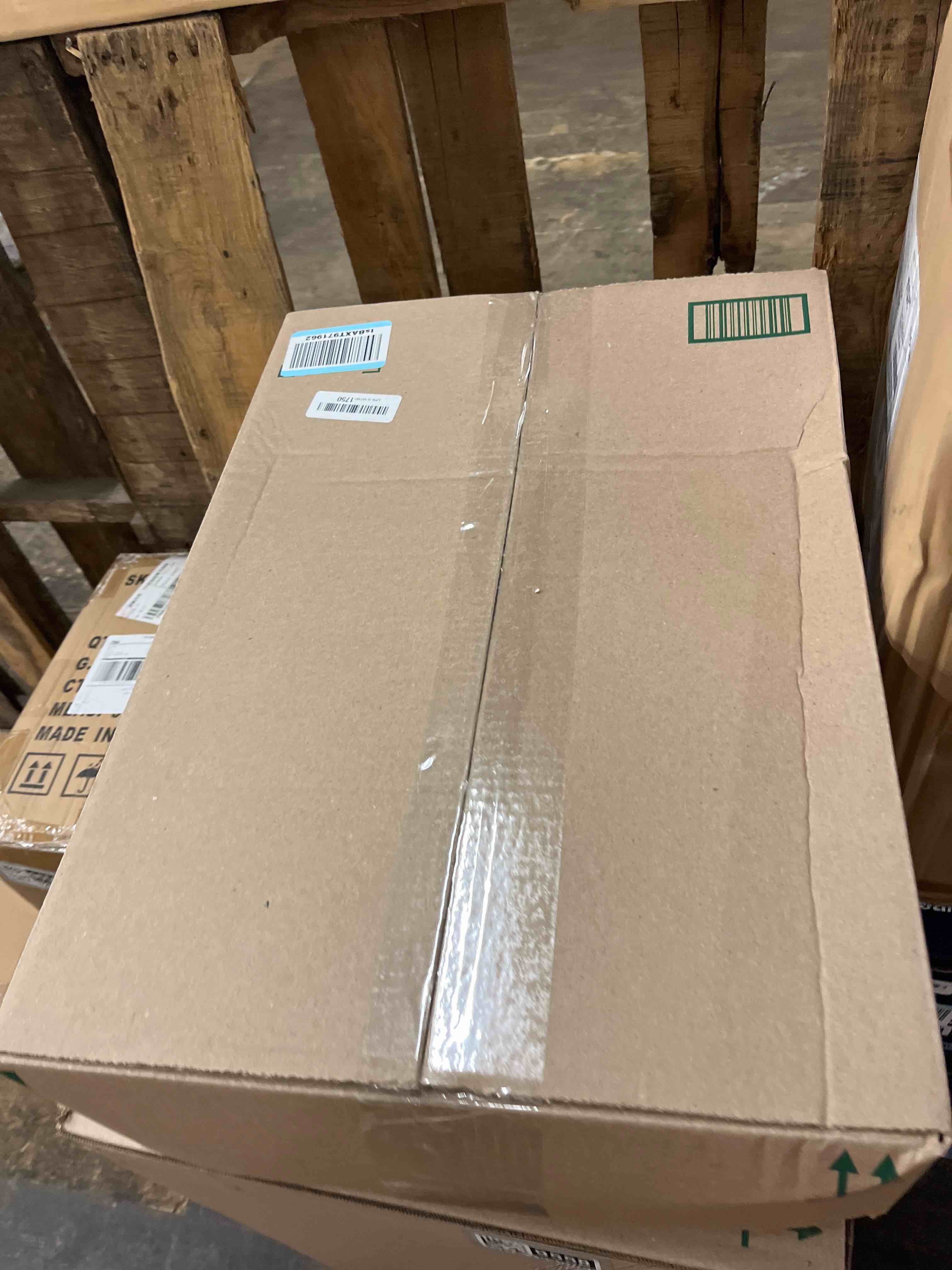 Condition photo showing New/Like New for 100 piese cold brew coffee filters with drawstring, 20" x 20" commercial cold brew bags for commercial model cold brew coffee makers and 5 gallon commercial systems, brew up to 5 lbs coffee