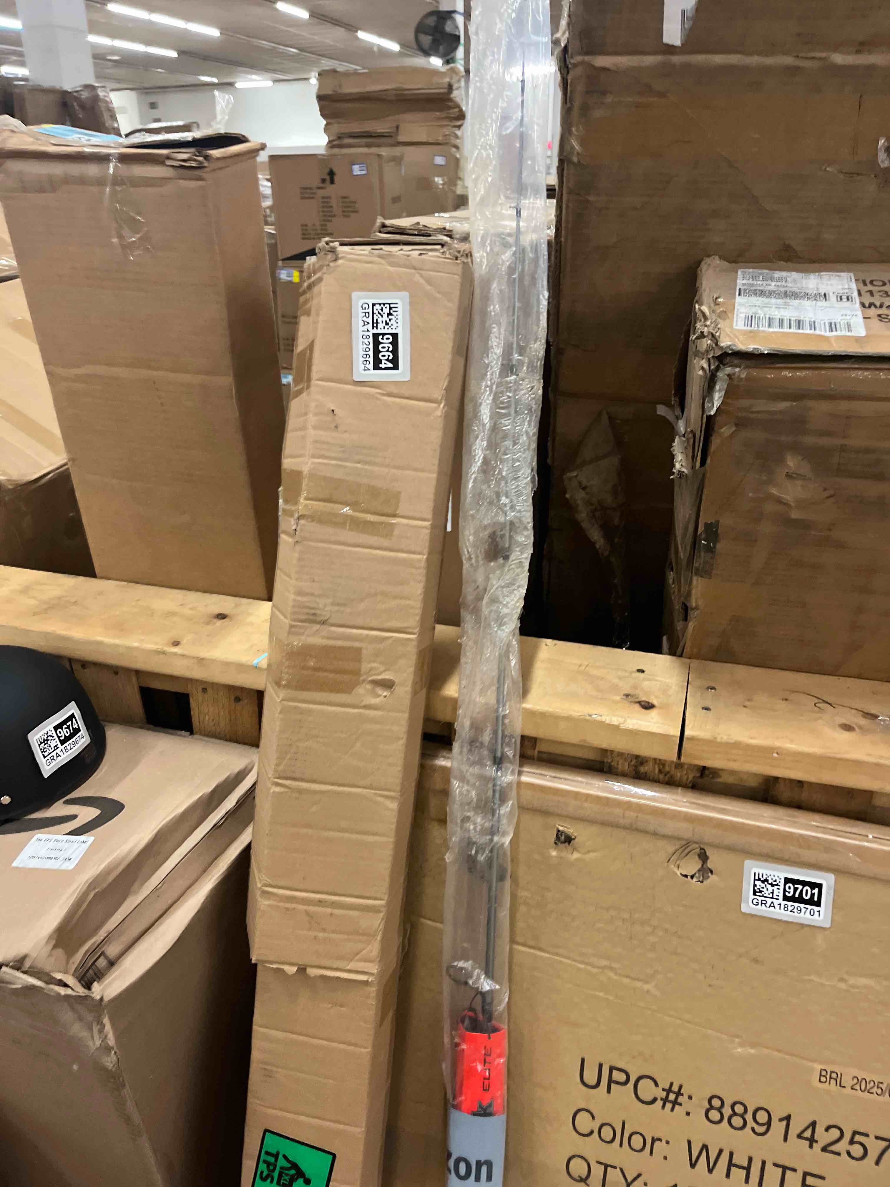 https://s3.amazonaws.com/lotting-images-prod/phillipi/GRA1829663_1777645409662.jpeg