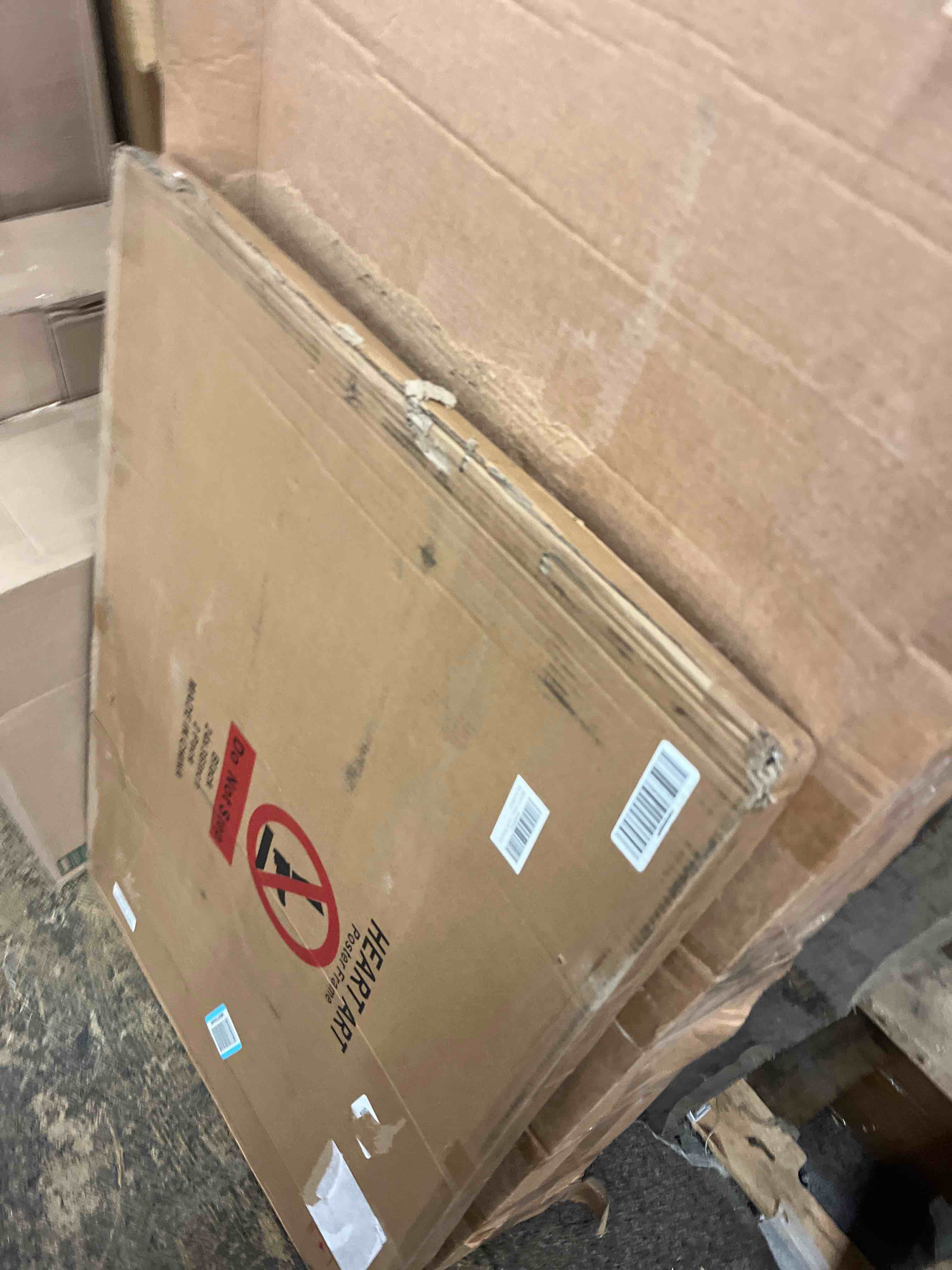 https://s3.amazonaws.com/lotting-images-prod/phillipi/GRA1829687_1777642505517.jpeg