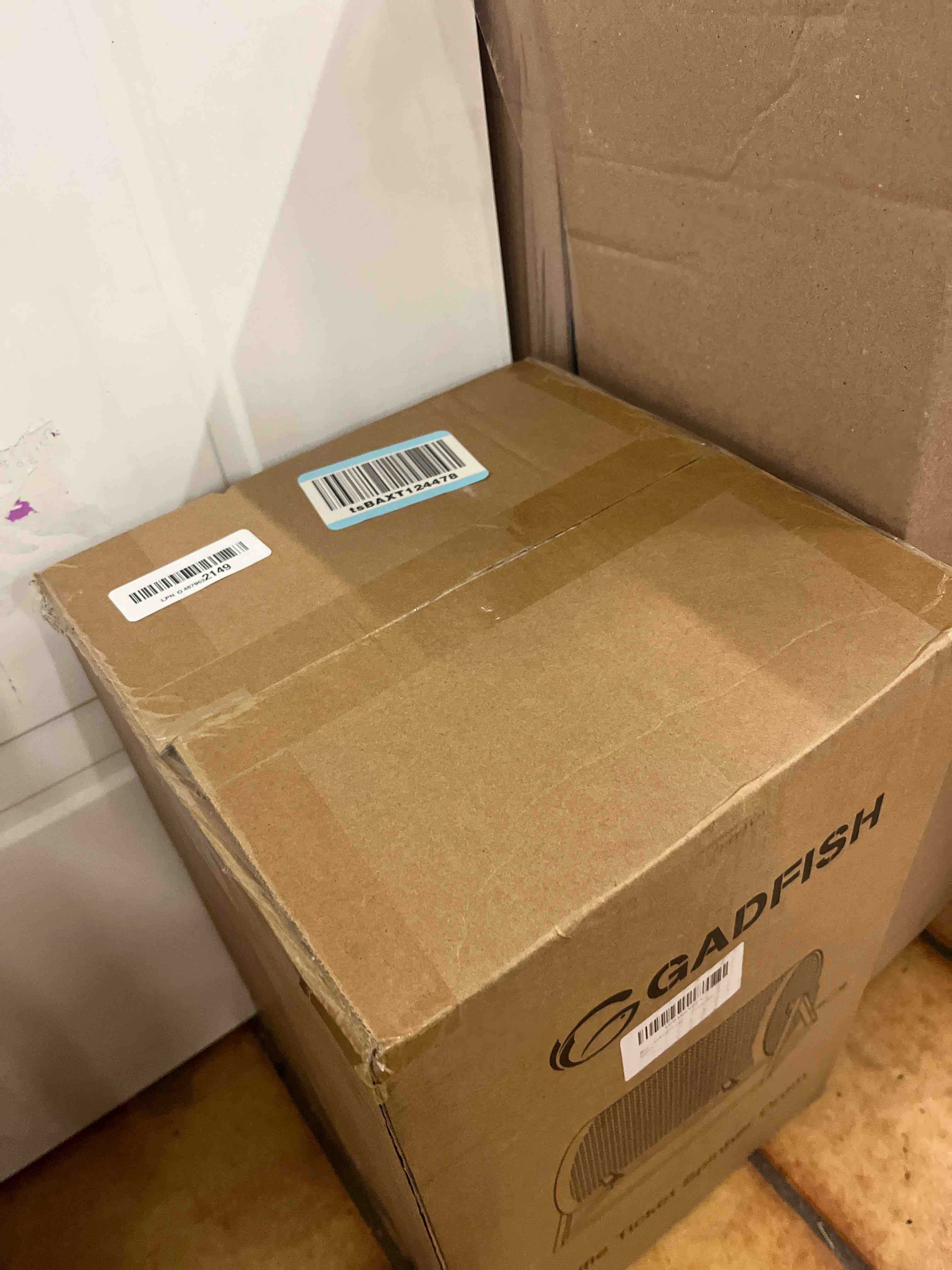 https://s3.amazonaws.com/lotting-images-prod/phillipi/GRA1829708_1777641877694.jpeg