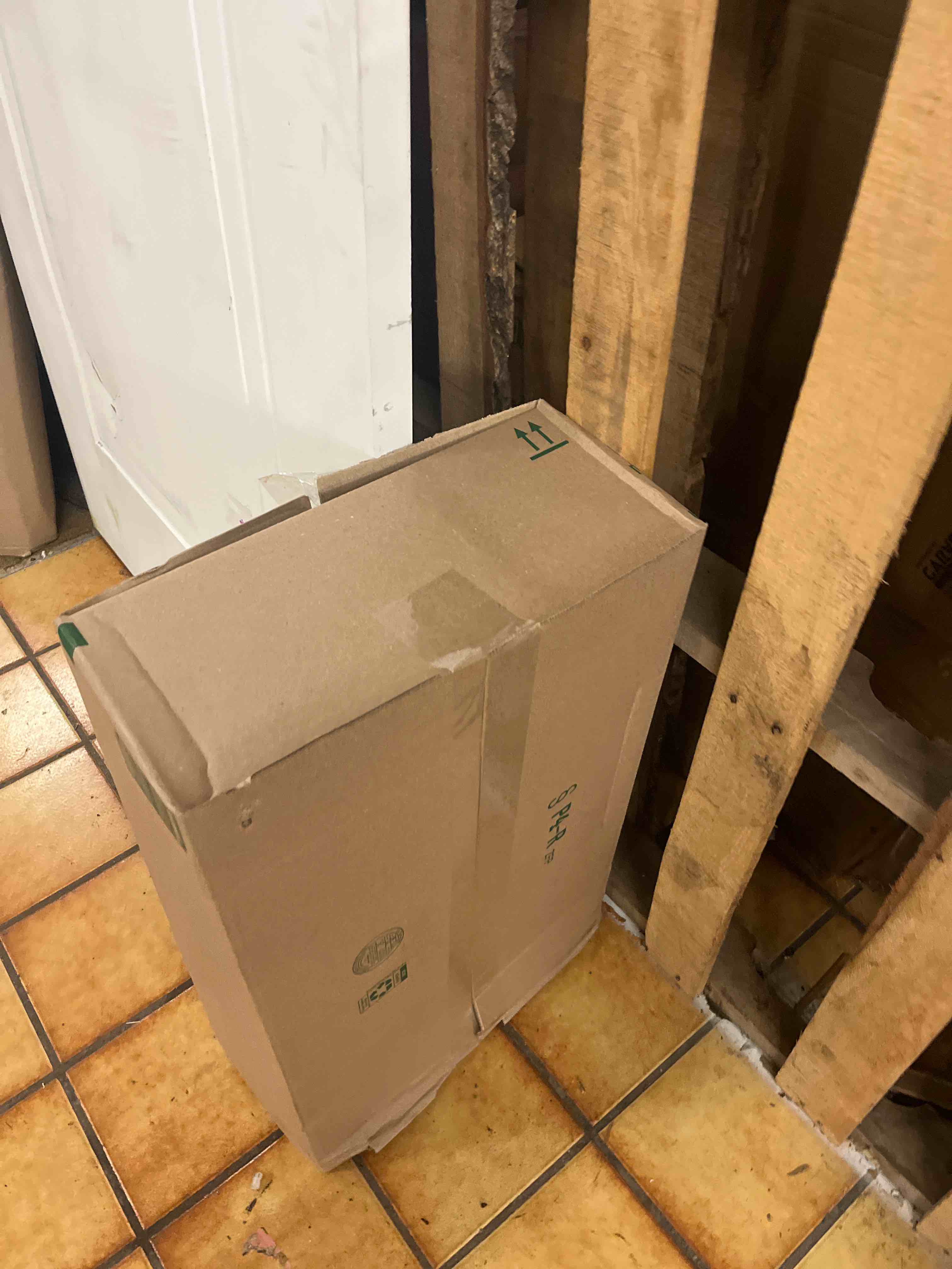 https://s3.amazonaws.com/lotting-images-prod/phillipi/GRA1829713_1777641236343.jpeg