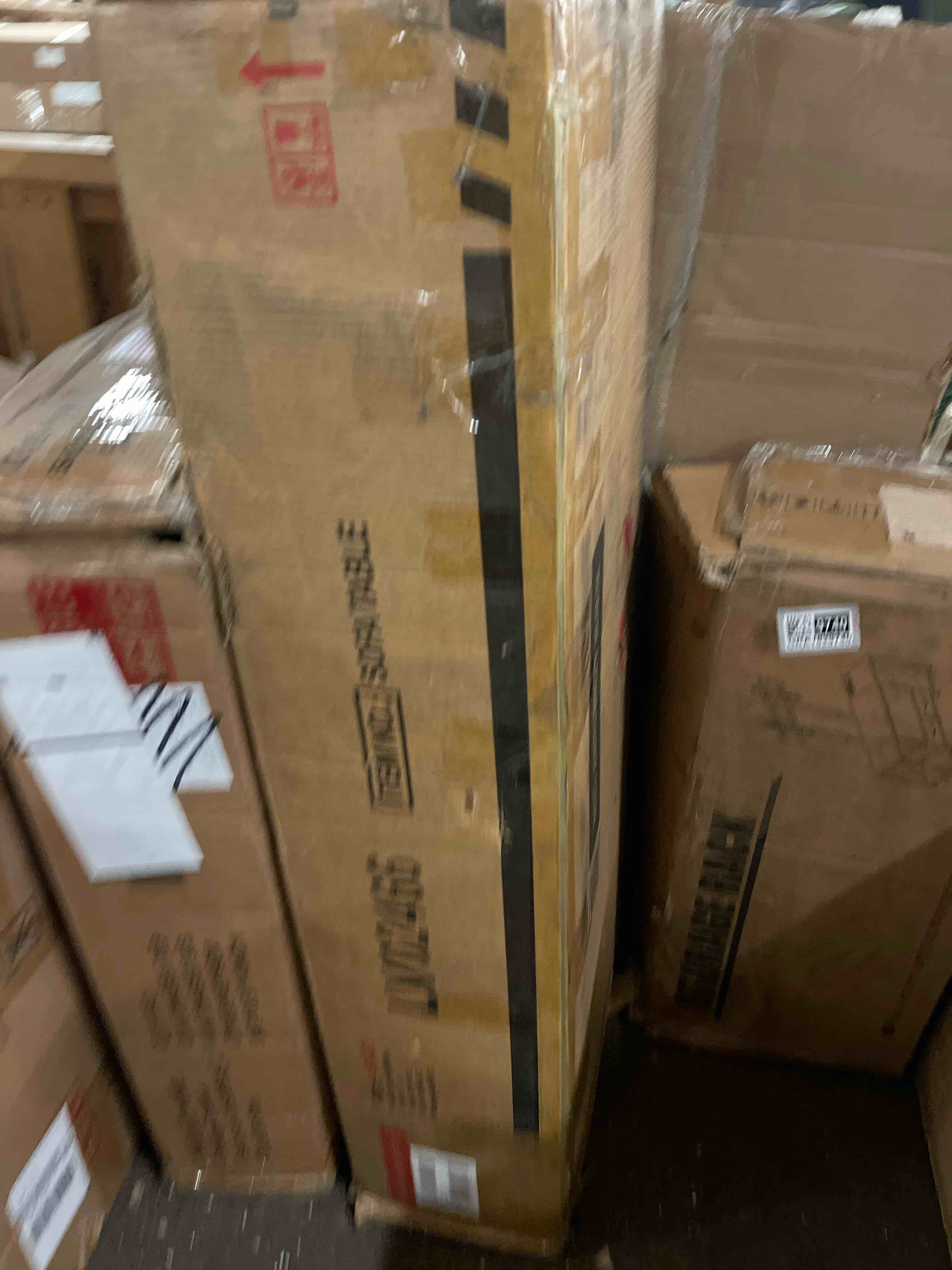 https://s3.amazonaws.com/lotting-images-prod/phillipi/GRA1829739_1777659070338.jpeg
