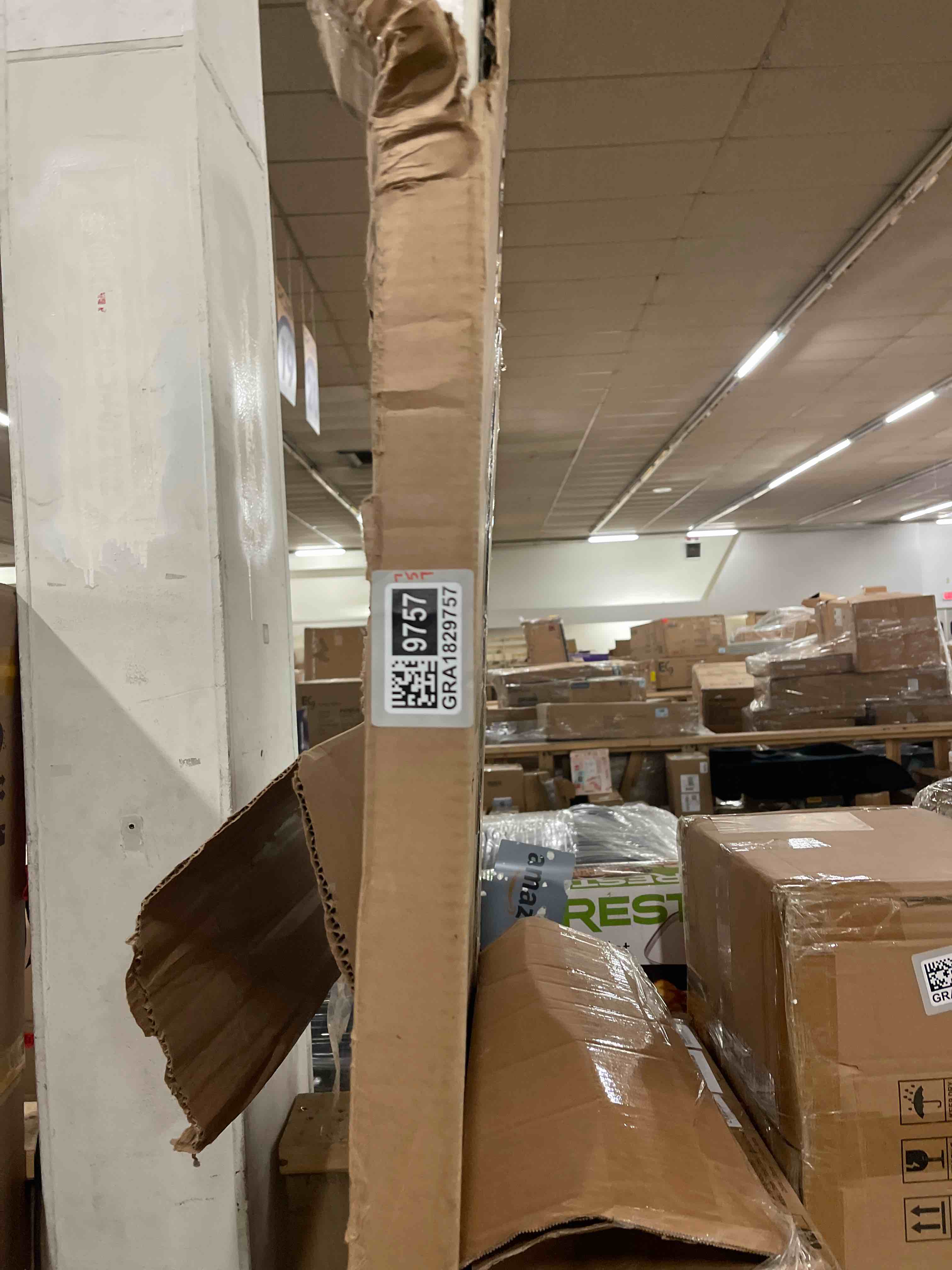 https://s3.amazonaws.com/lotting-images-prod/phillipi/GRA1829757_1777655972562.jpeg