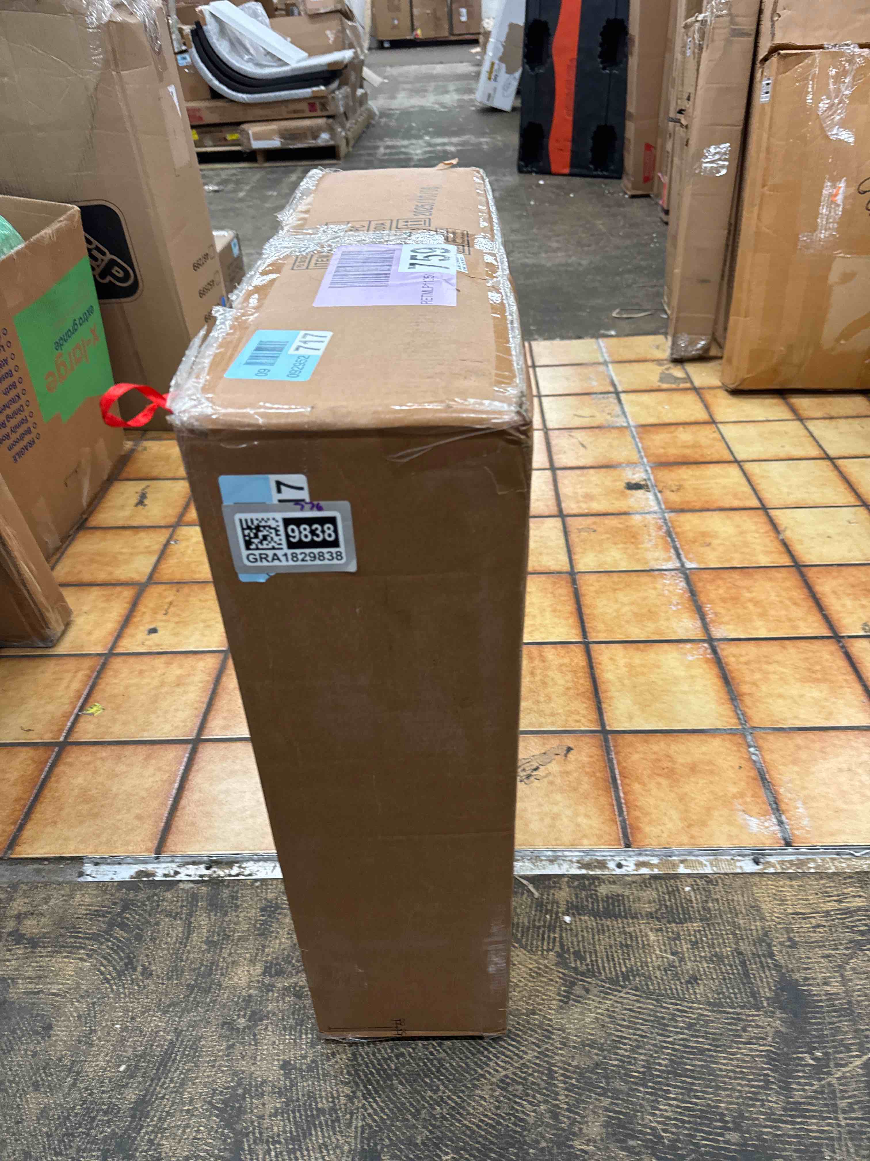 https://s3.amazonaws.com/lotting-images-prod/phillipi/GRA1829838_1778092599031.jpeg