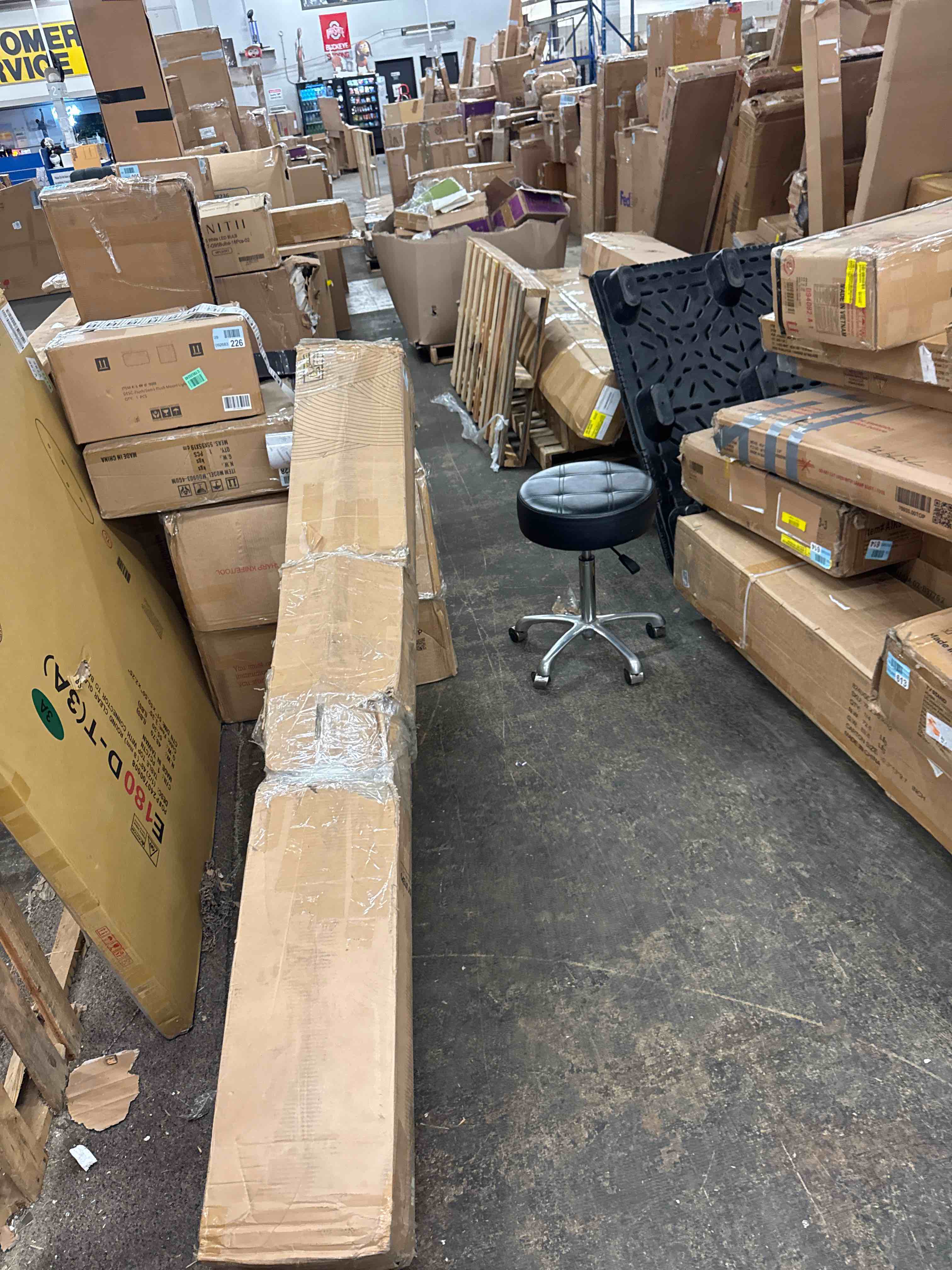 https://s3.amazonaws.com/lotting-images-prod/phillipi/GRA1829848_1778108886309.jpeg