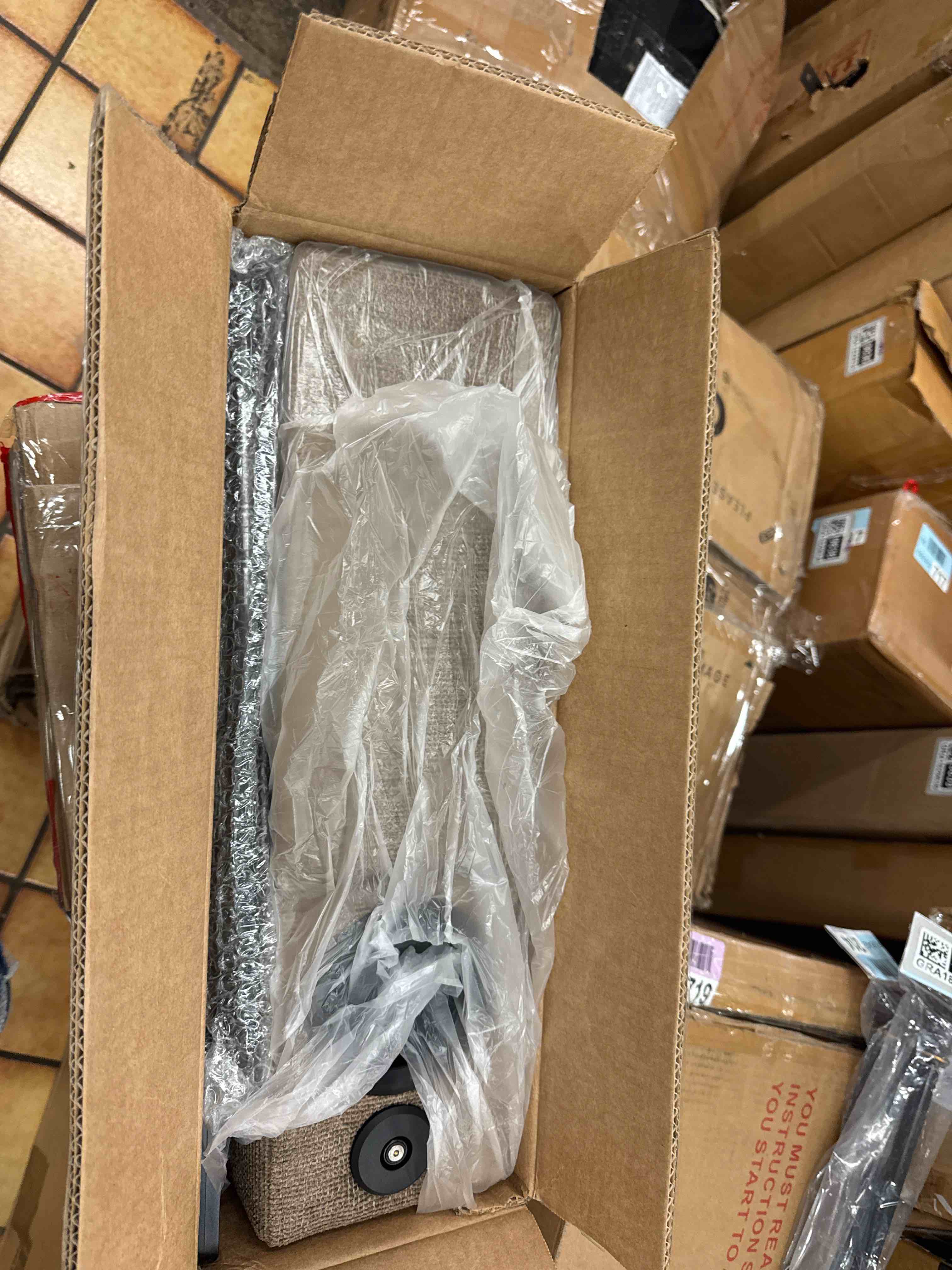 https://s3.amazonaws.com/lotting-images-prod/phillipi/GRA1829867_1778150303187.jpeg