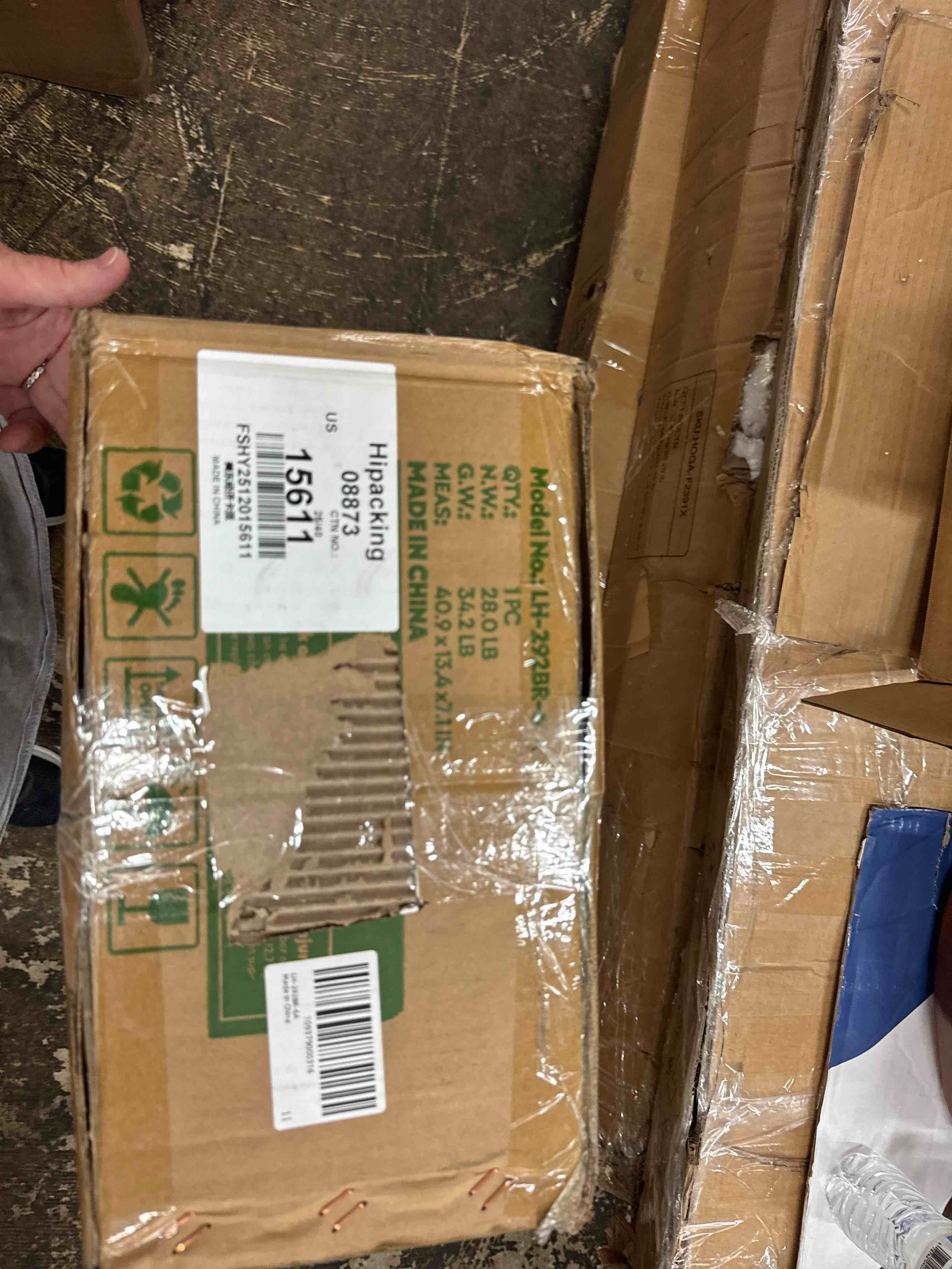 https://s3.amazonaws.com/lotting-images-prod/phillipi/GRA1830268_1780431798189.jpeg