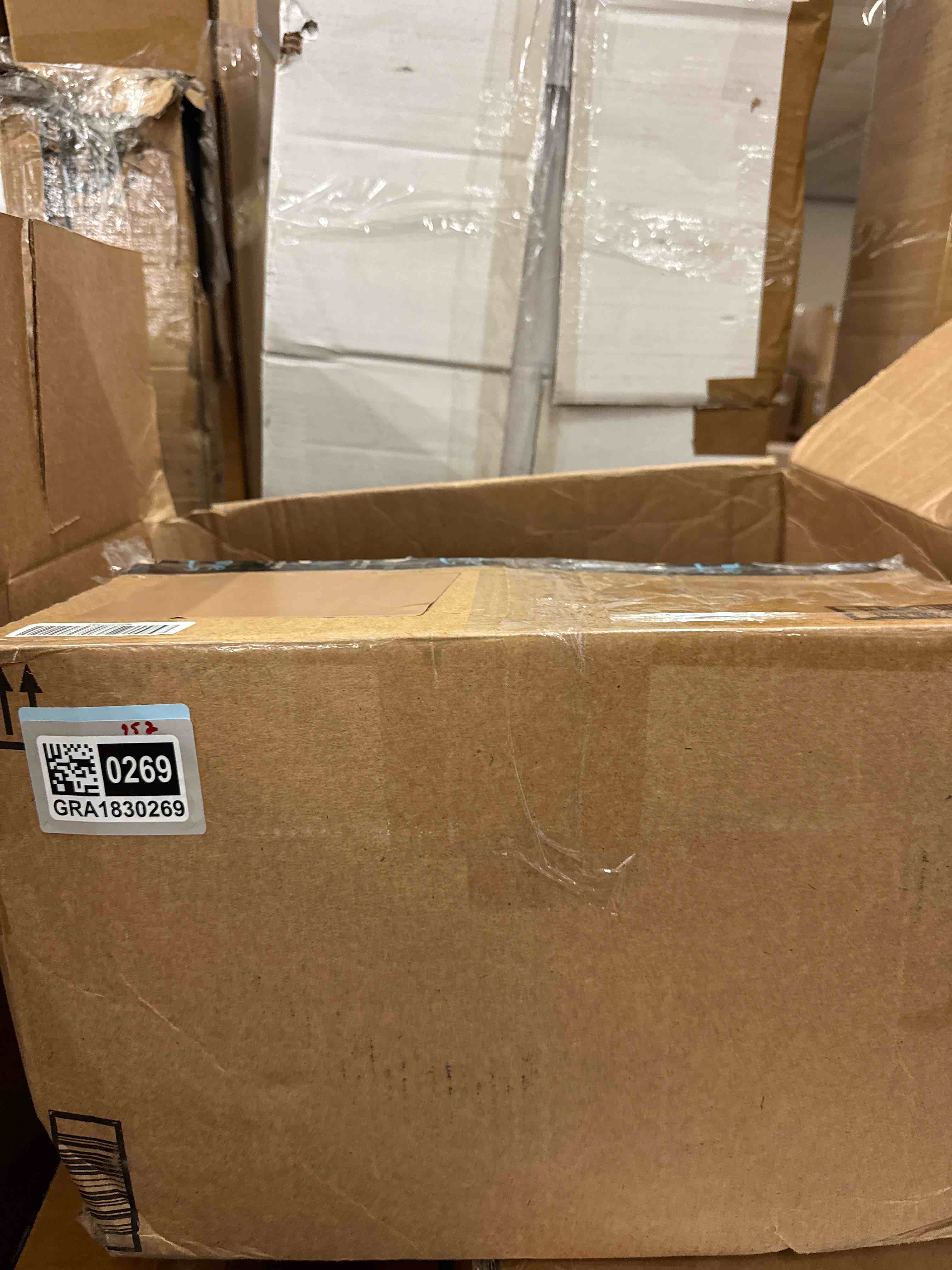 https://s3.amazonaws.com/lotting-images-prod/phillipi/GRA1830269_1780432530653.jpeg