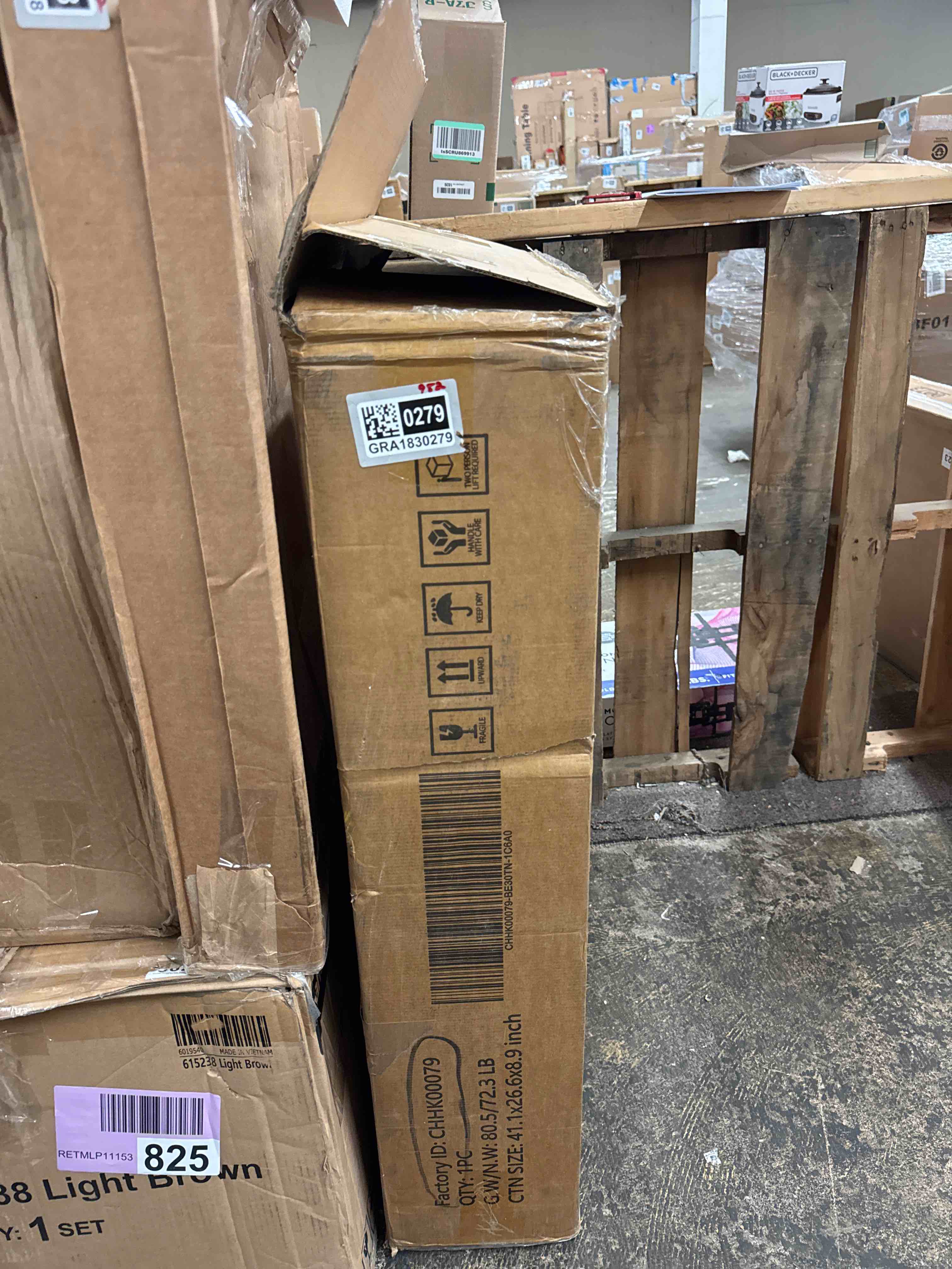 https://s3.amazonaws.com/lotting-images-prod/phillipi/GRA1830279_1780439753033.jpeg