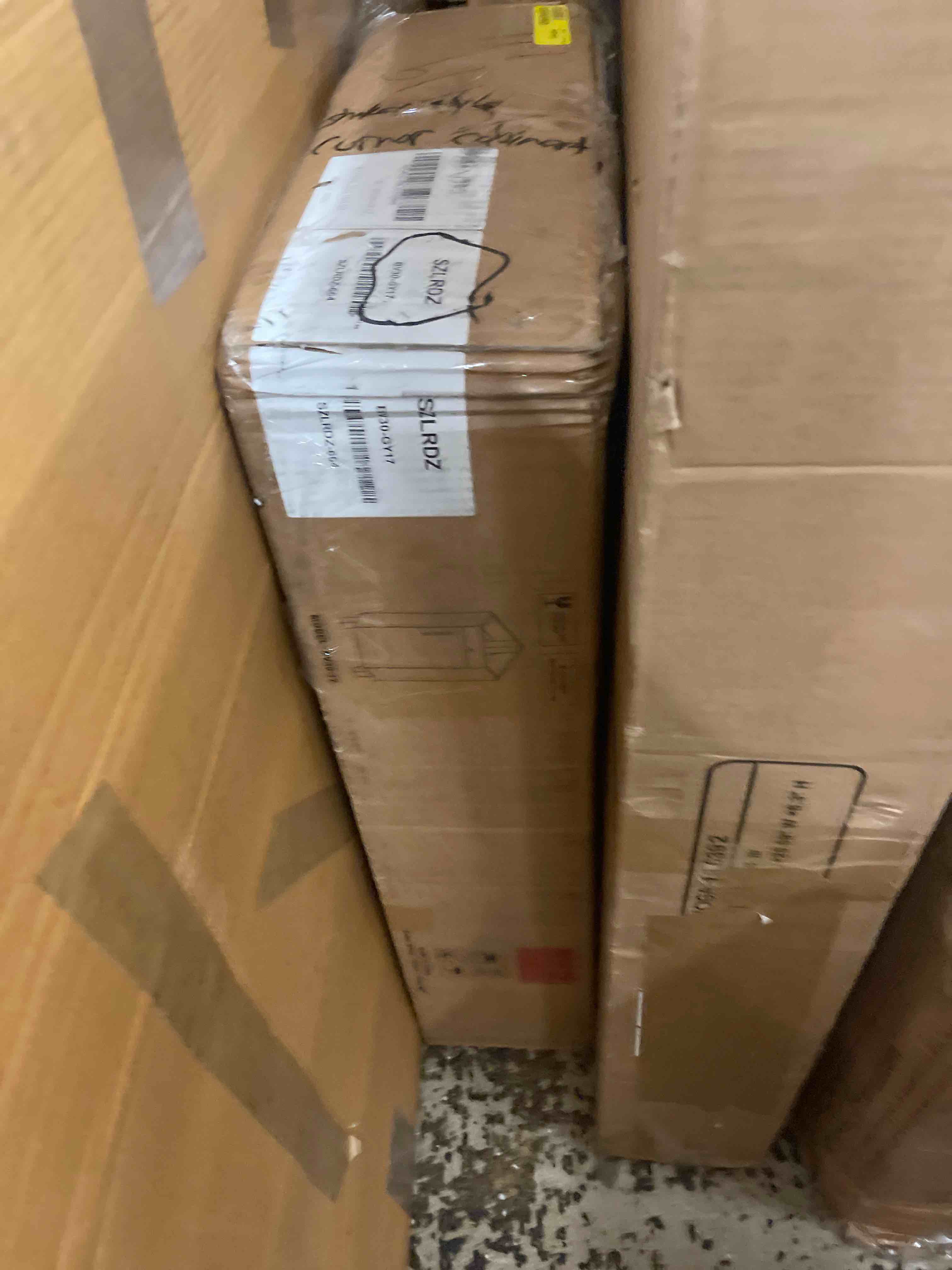 https://s3.amazonaws.com/lotting-images-prod/phillipi/GRA1830295_1780429467959.jpeg