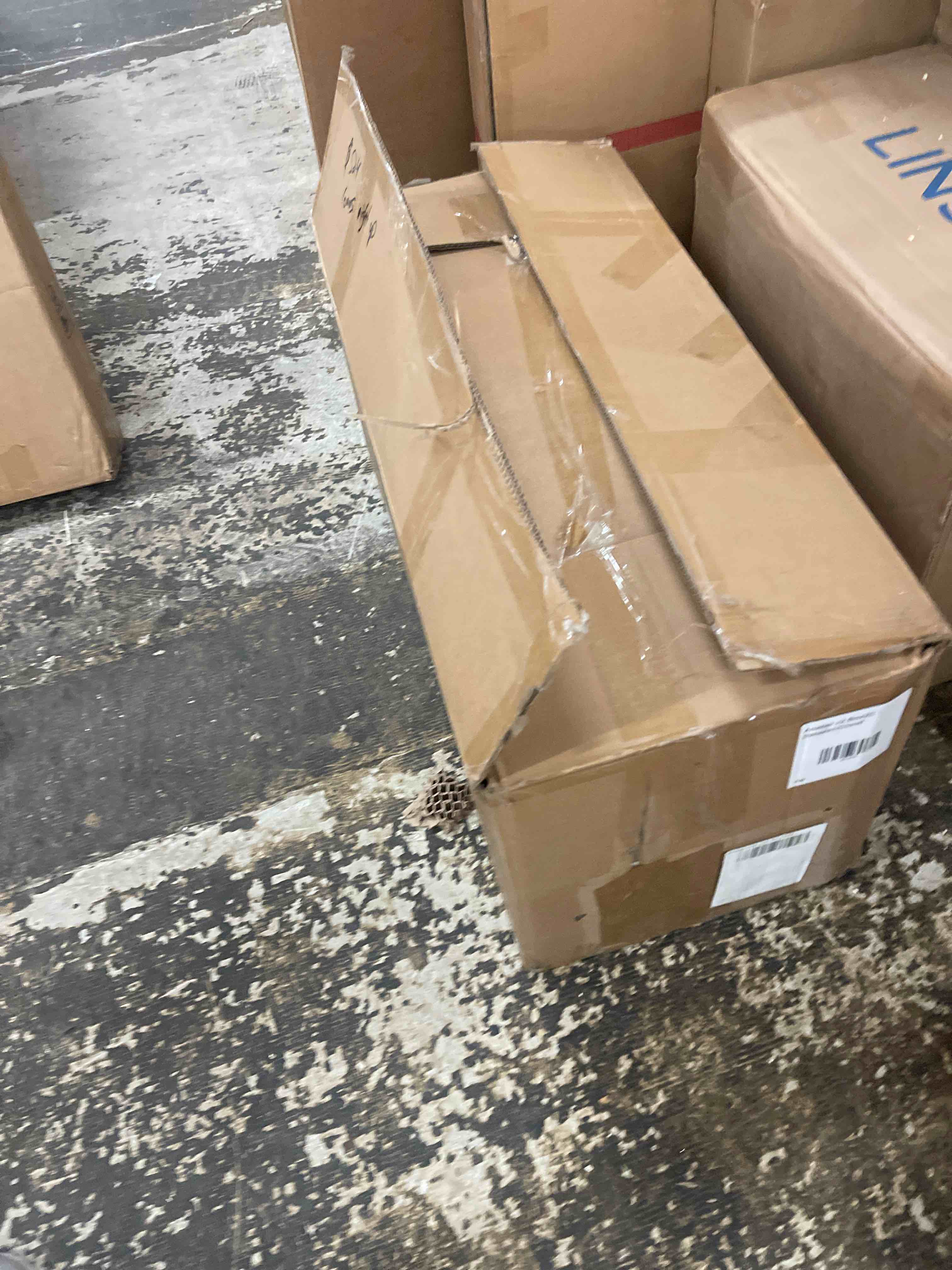 https://s3.amazonaws.com/lotting-images-prod/phillipi/GRA1830298_1780430993564.jpeg