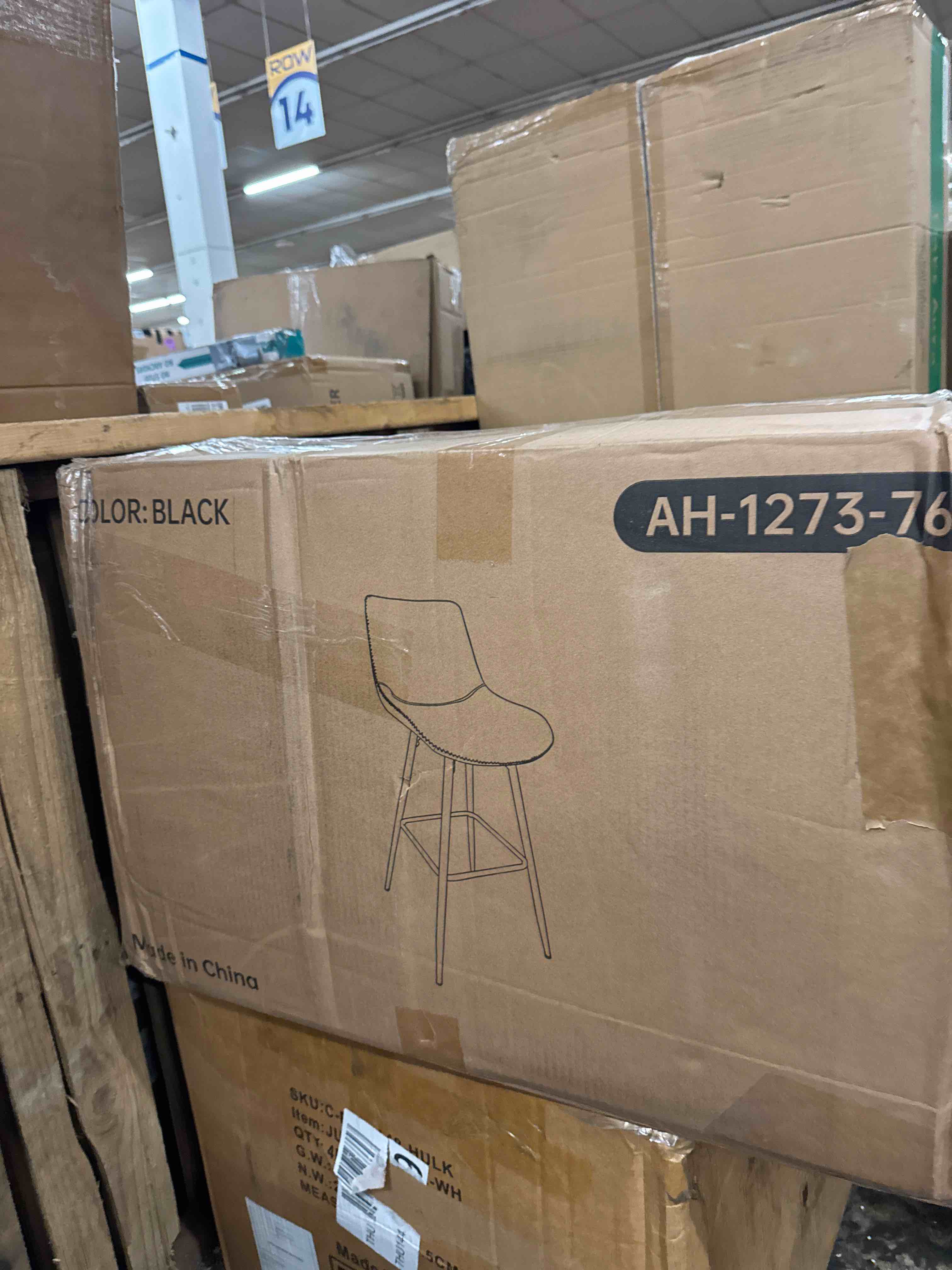 Condition photo showing New/Like New for 28'' black low back metal frame barstool cushioned counter height bar stool with faux leather seat
