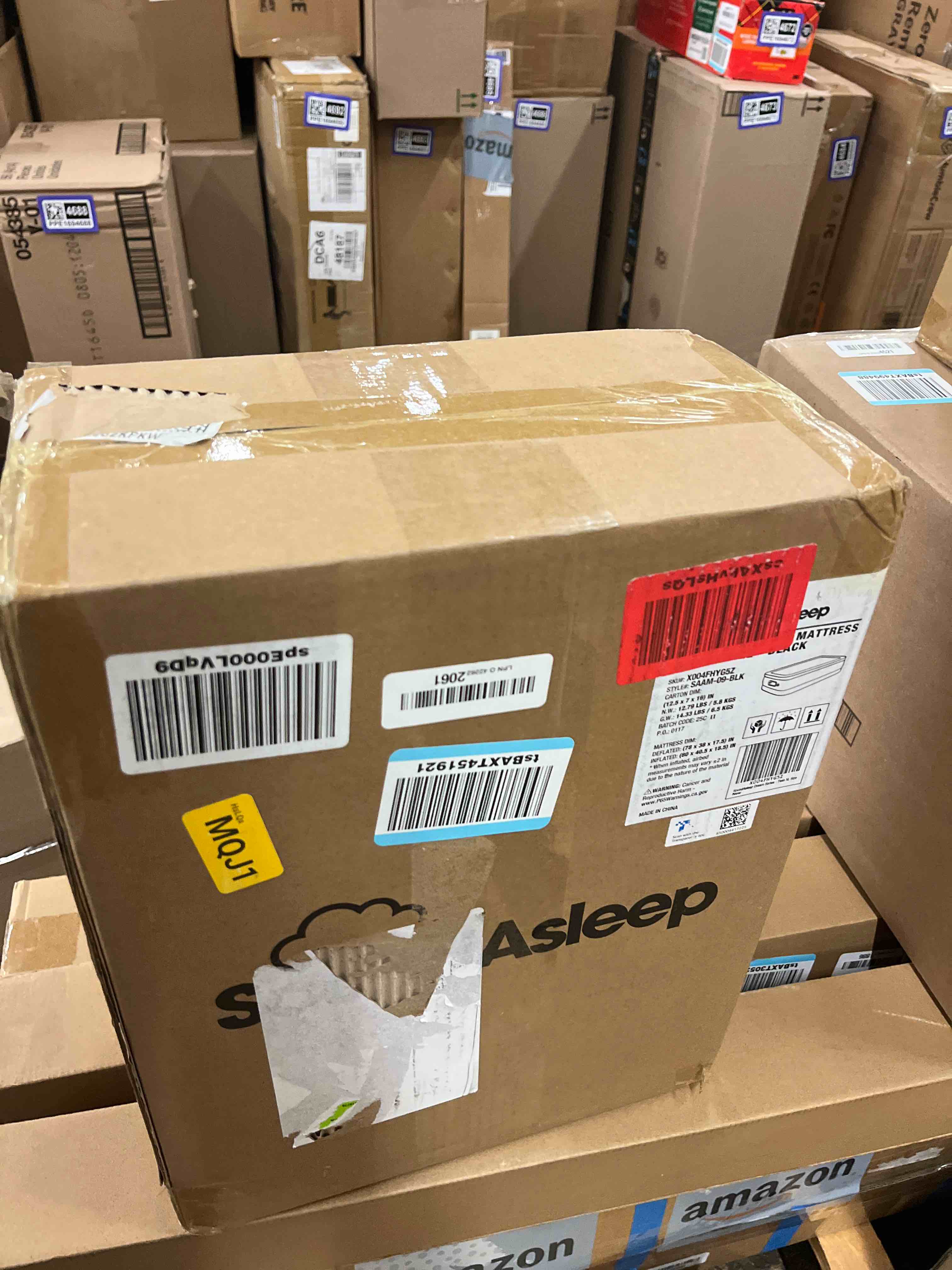 Condition photo showing New/Like New for SoundAsleep Products Dream Series Luxury Air Mattress, ComfortCoil Technology, Built-in High Capacity Pump for Home, Camping- Double Height, Adjustable, Inflatable Blow Up, Portable (Twin XL Size)
