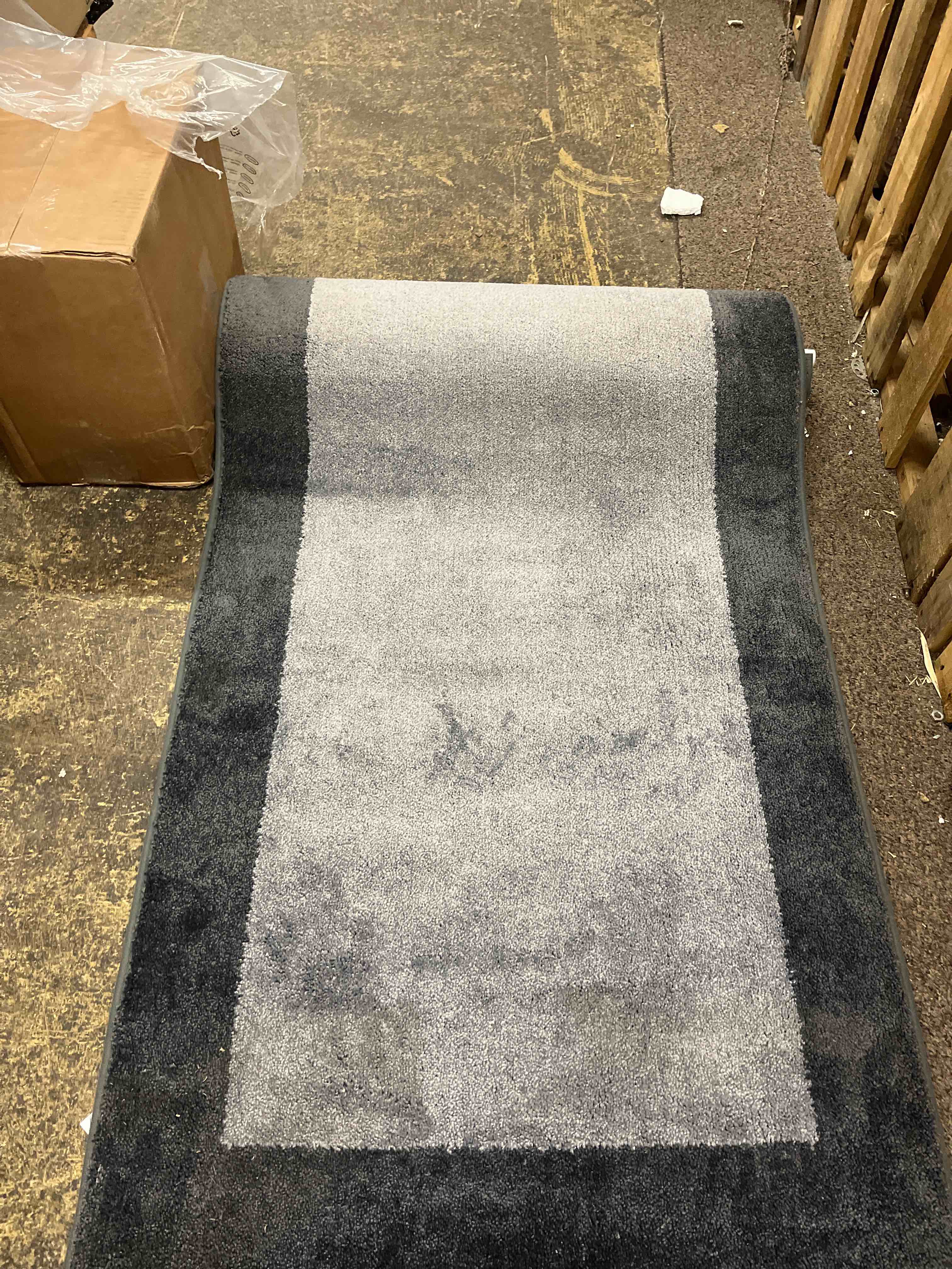 Condition photo showing New/Like New for Machine Washable Kitchen Rug 32" x 72", Non Slip Indoor Door Rug, Absorbent Entrance Runner Rug for Bedroom, Hallway, Bathroom, Floor (Roll Packing)