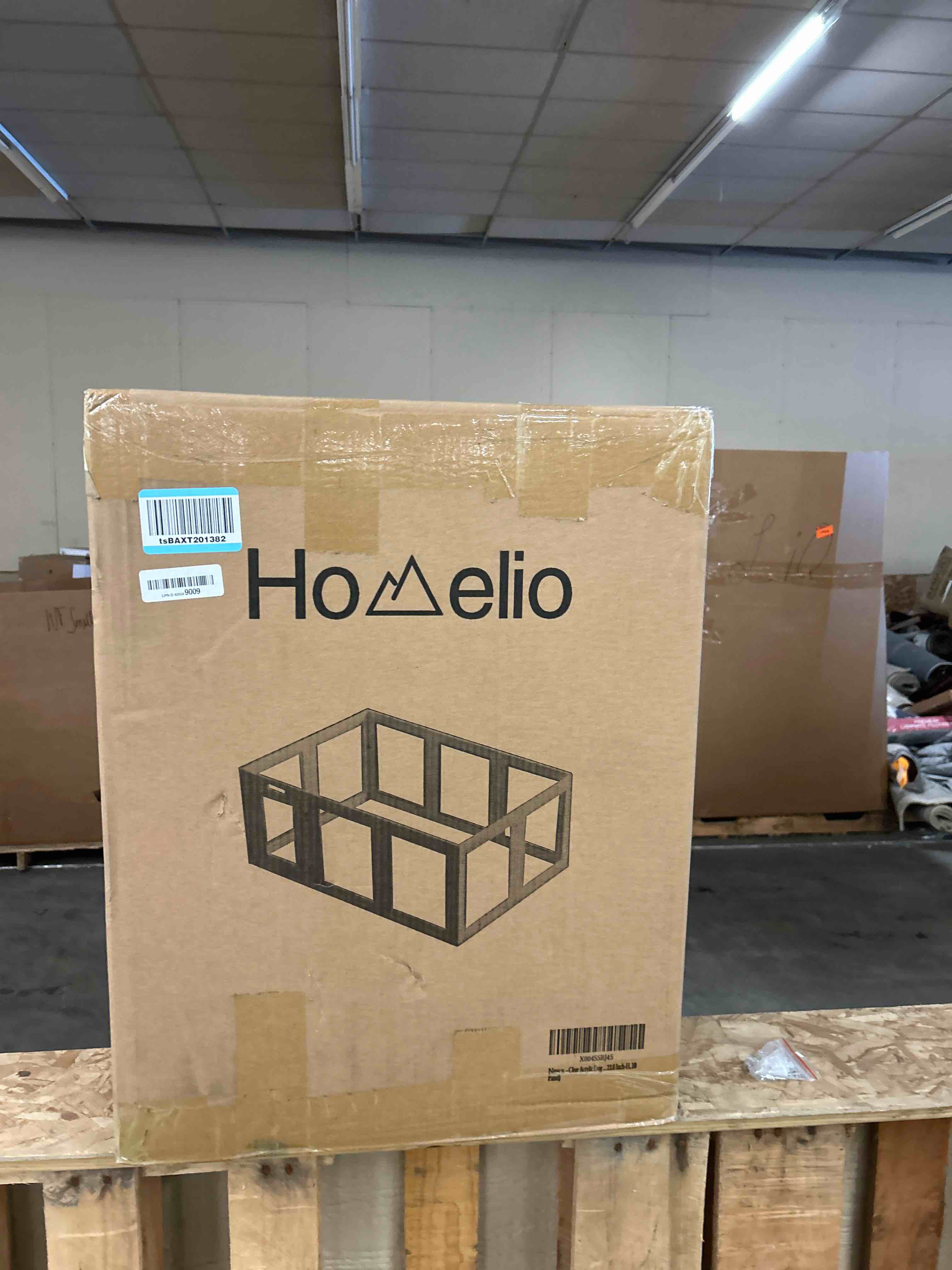 Condition photo showing New/Like New for Clear Acrylic Dog Playpen with Door,23.6" Puppy Playpen,Easy Assemble Pet Fence,10-Panel for Puppies/Small Dog Play Pen Indoor (White, 23.6 Inch-H, 10 Panel)