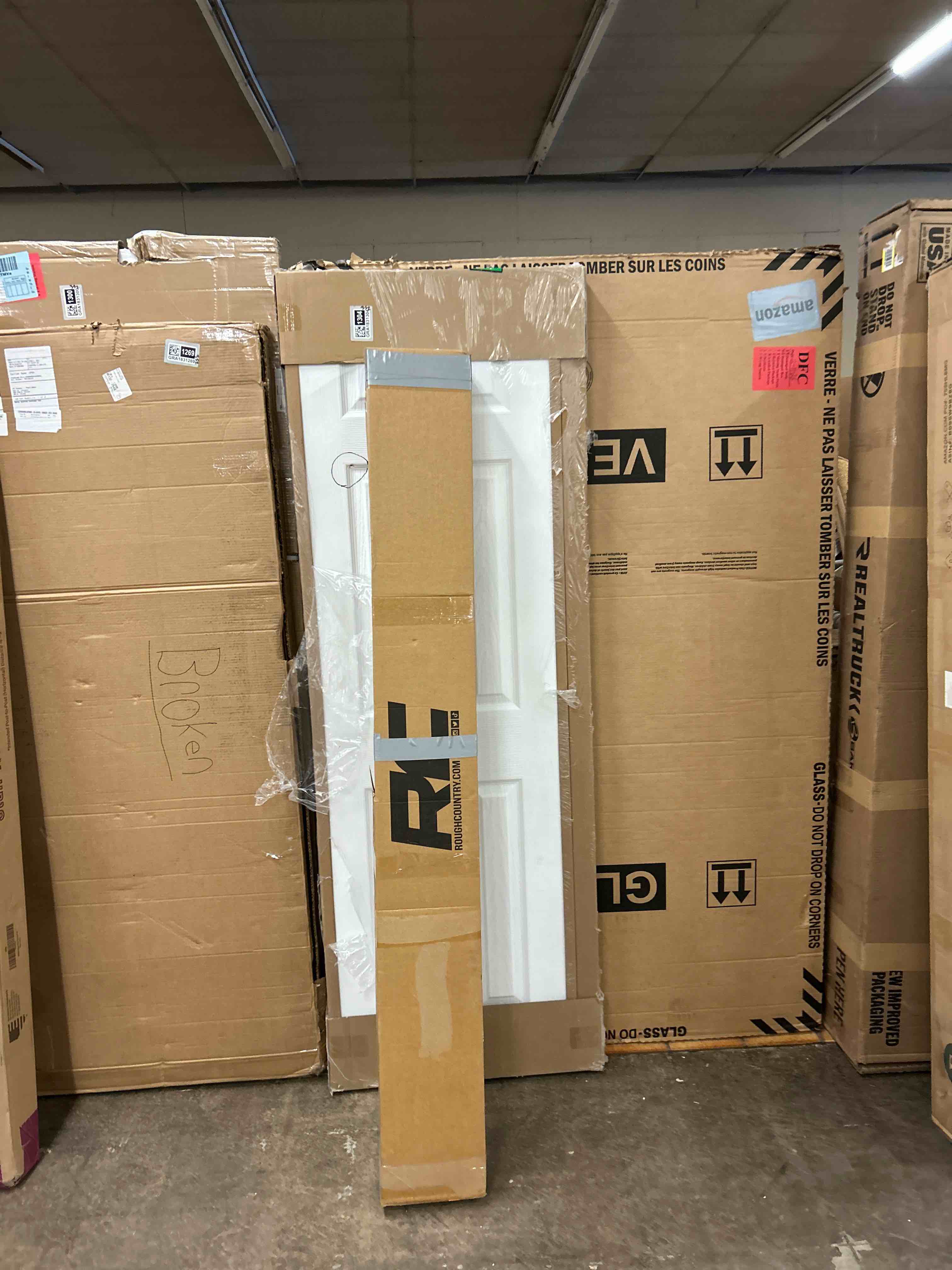 Condition photo showing New/Like New for Rough Country Soft Roll-Up Bed Cover for 19-26 Chevy/GMC 1500 | 5 10  - 42120580