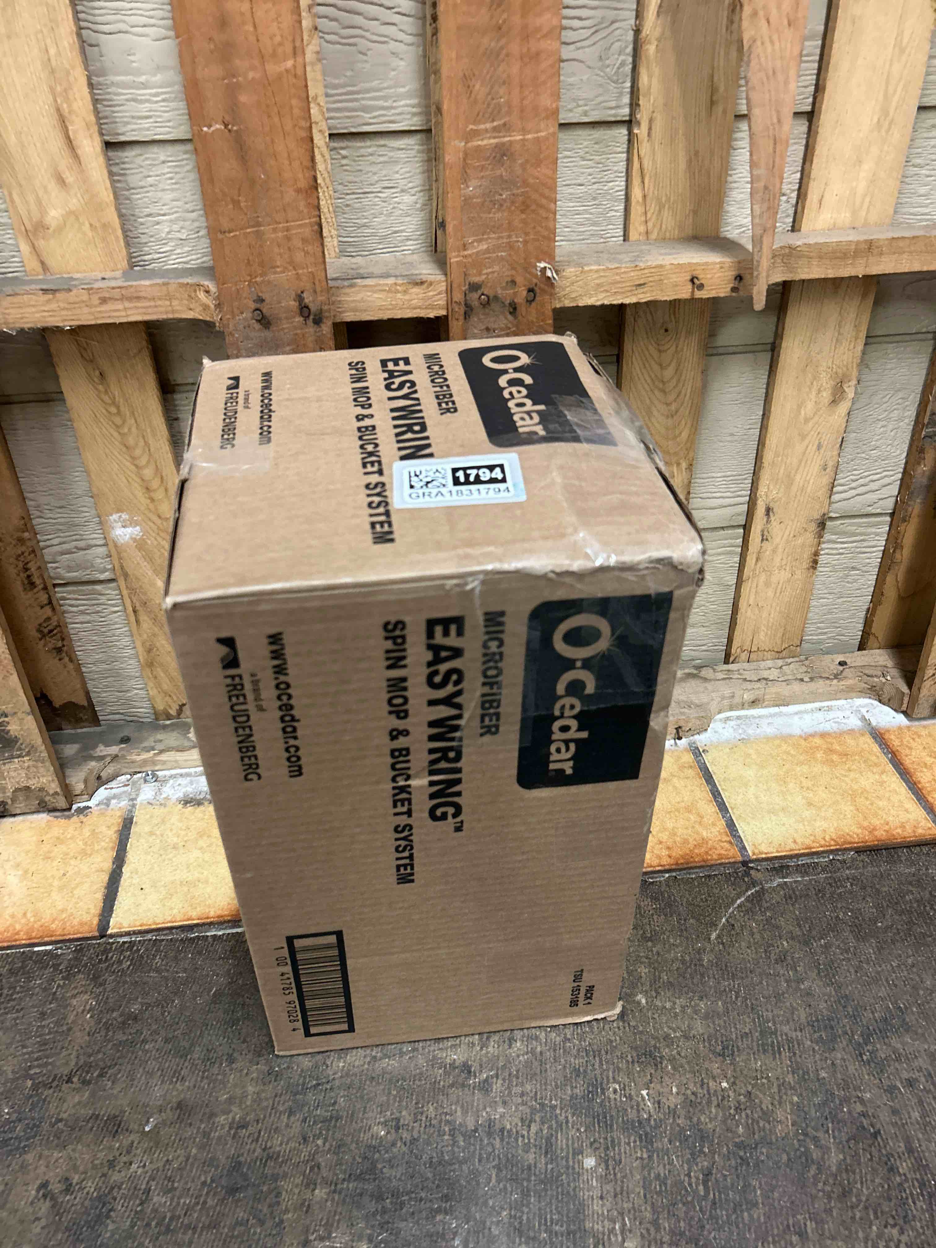 Condition photo showing New/Like New for o-cedar rinseclean spin mop & bucket system | clean with water | removes 99% of bacteria