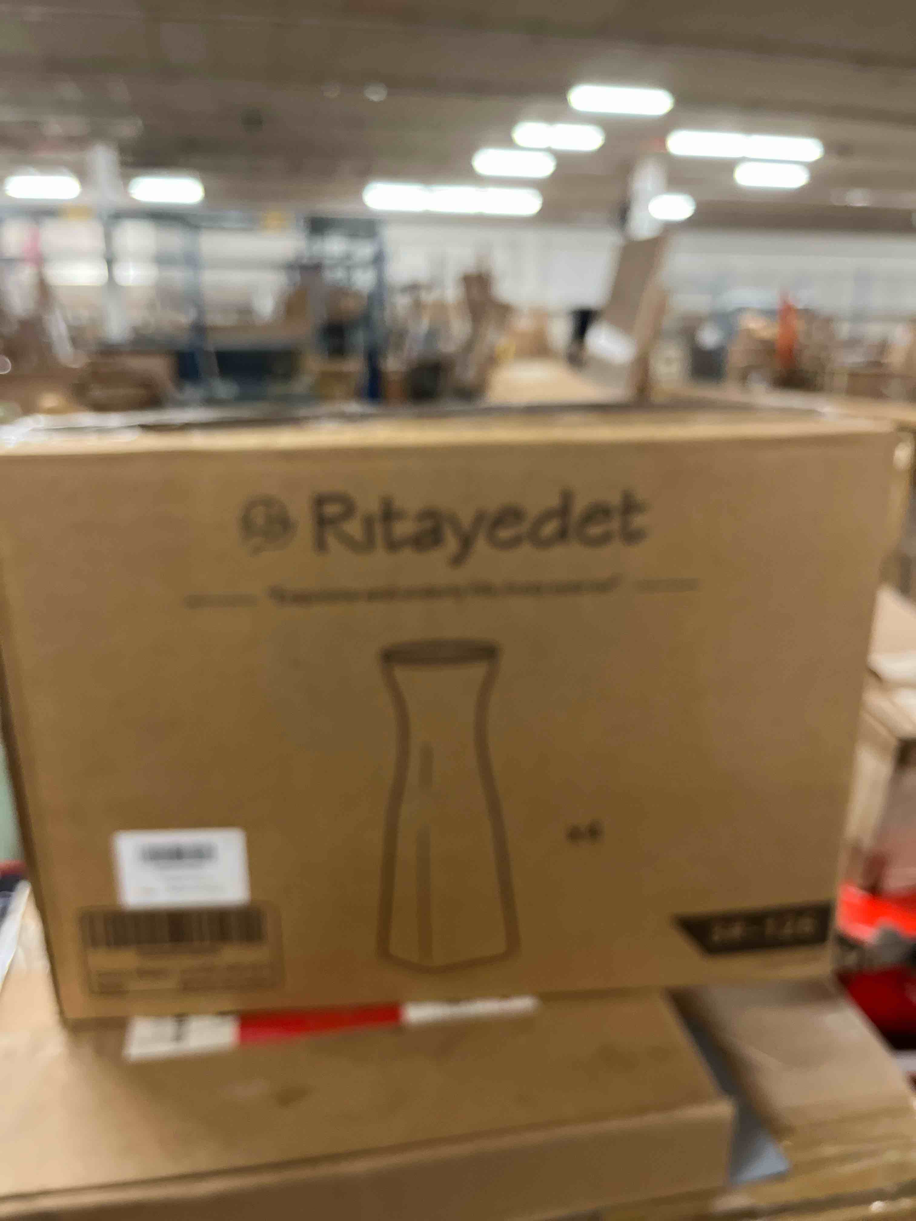 Condition photo showing New/Like New for ritayedet glass carafe, 1 liter carafe for mimosa bar, 4 pcs, square pitcher with lid and spout, drink dispenser for parties, cold water, milk, juice container, tea, wine, cocktails (6 lids & 1 spout)