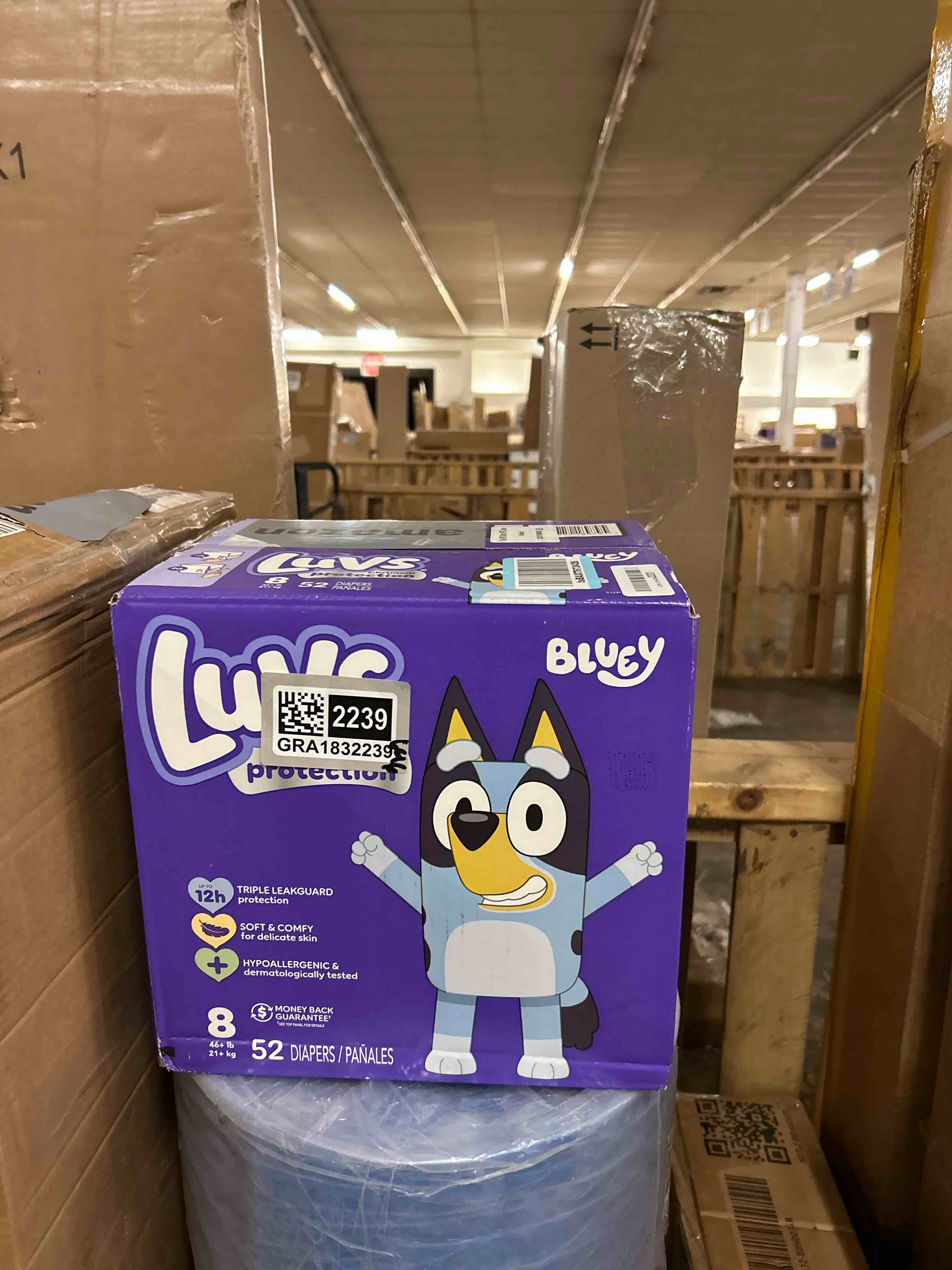 Condition photo showing New/Like New for luvs platinum protection baby diapers, size 8, 52 count
