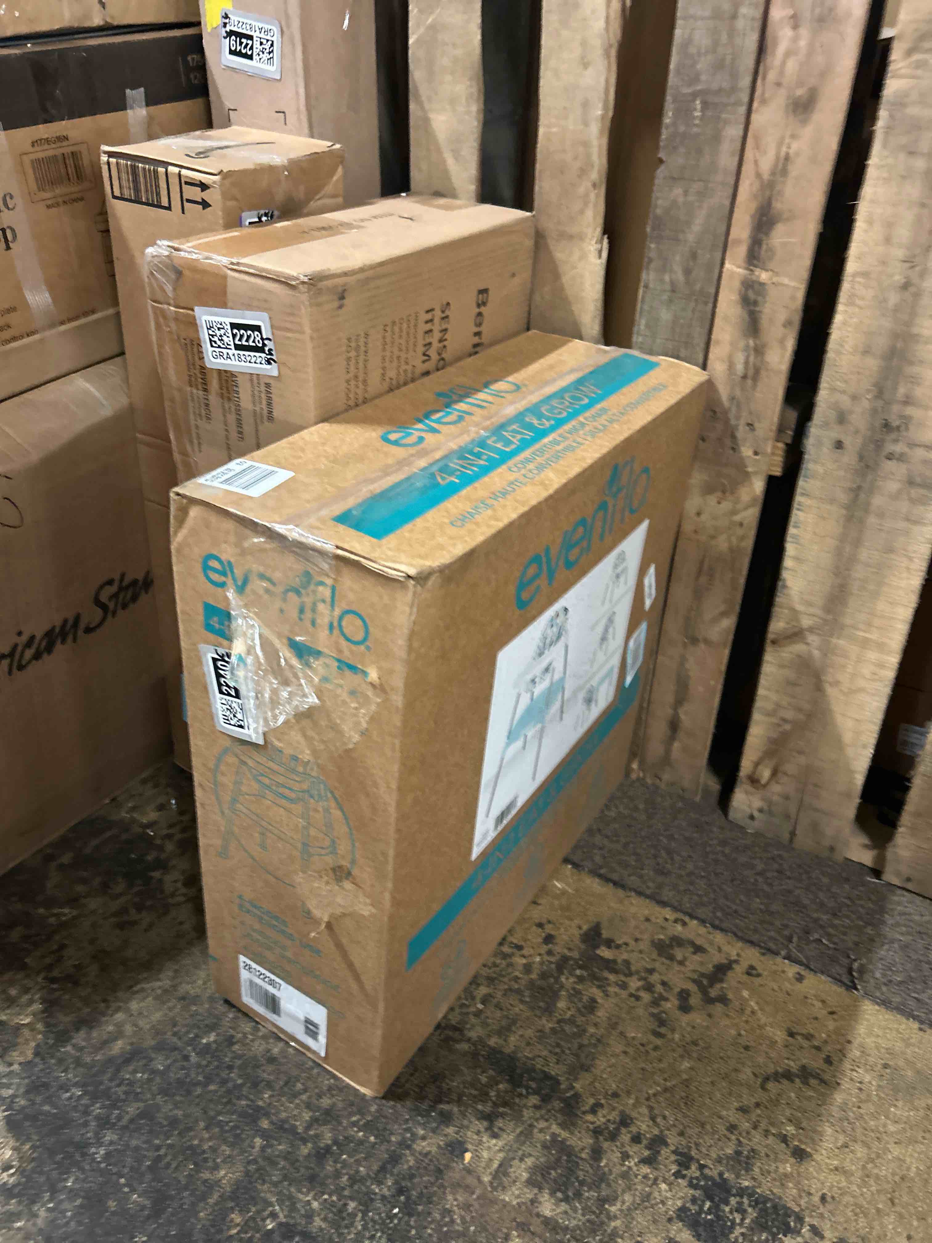 Condition photo showing New/Like New for evenflo 4-in-1 eat and grow convertible high chair - prism