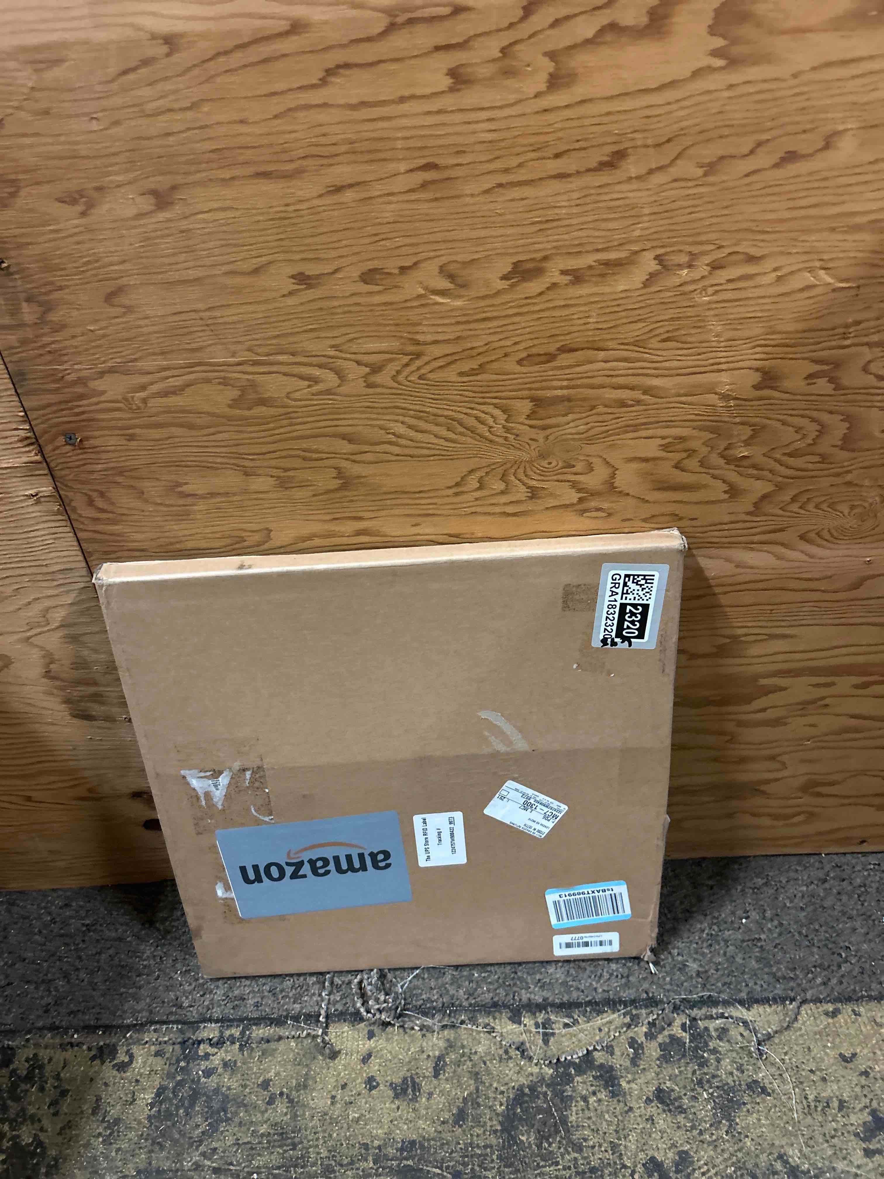 Condition photo showing New/Like New for jcjmy 16x16 picture frame black with 14x14 mat for 40 x 40cm diamond art painting, display photo 14x14 with mat or 16 x 16 without mat, wall hanging large frame with plexiglass, black