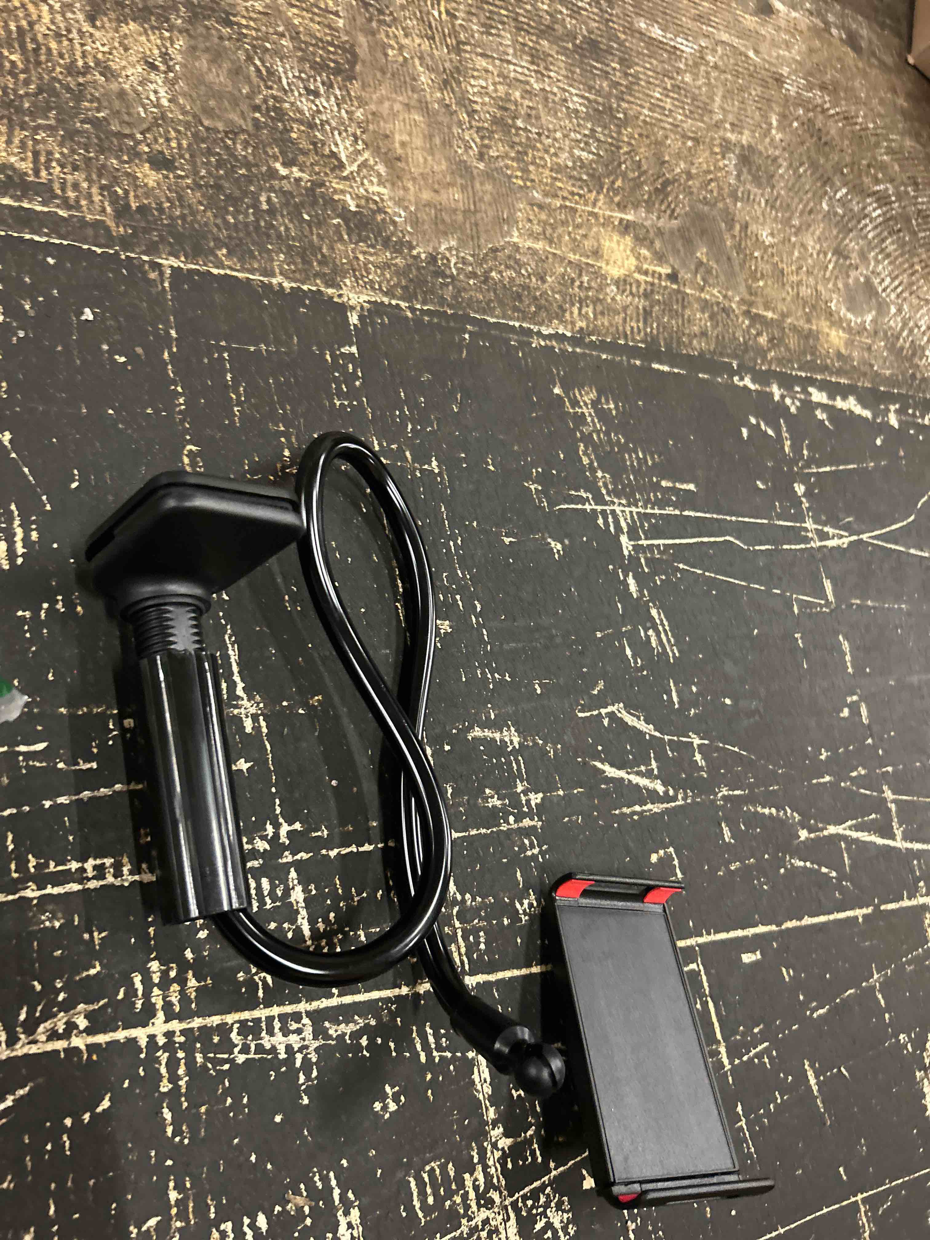 Condition photo showing New/Like New for flexible gooseneck tablet holder, 360° adjustable phone mount with sturdy clamp for desk/bed/kitchen, compatible with ipad air pro mini iphone/samsung galaxy tabs/4.7~12.9"