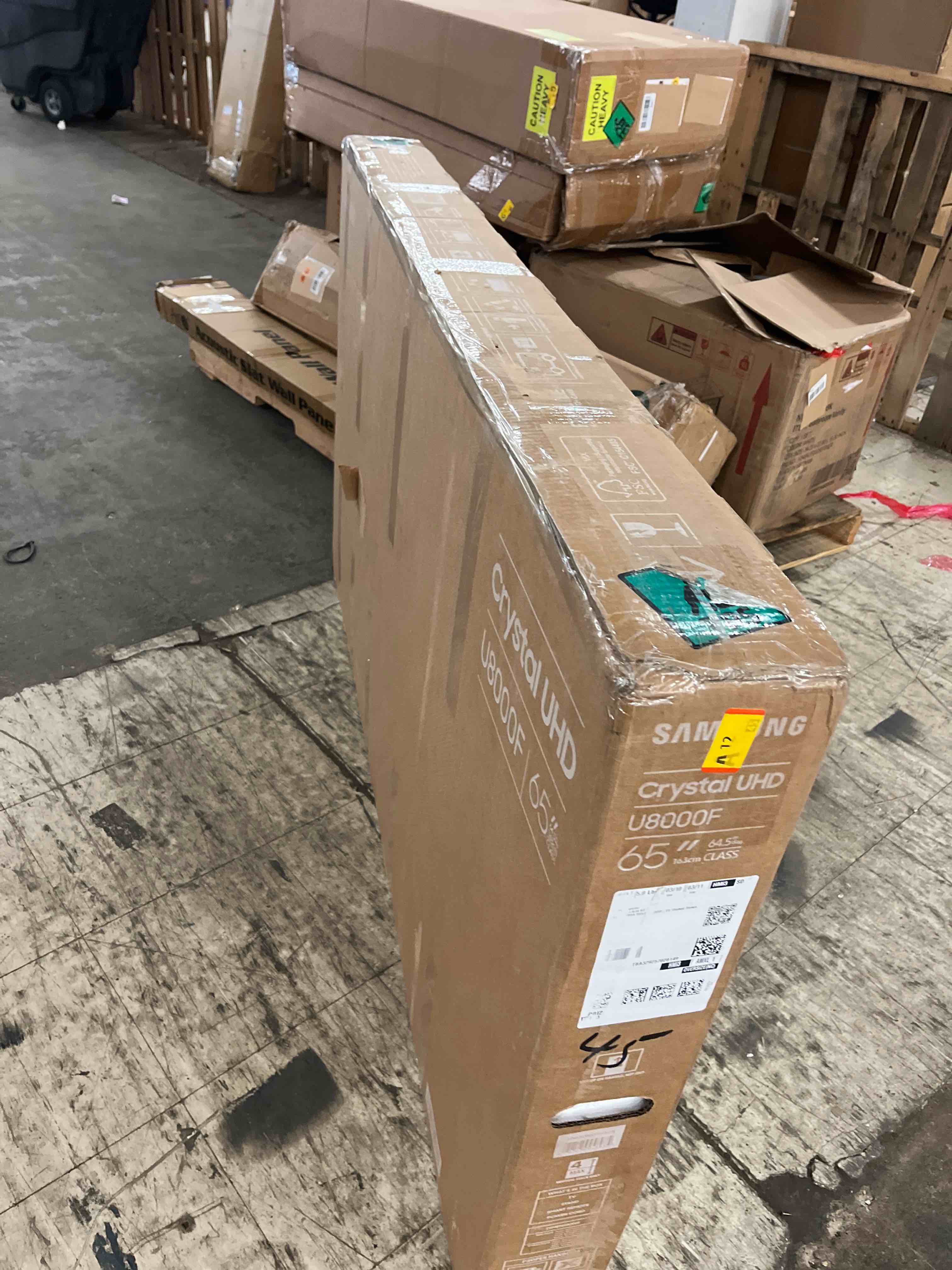 Condition photo showing New/Like New for samsung 65" crystal uhd 4k smart tv (un65u8000f)
