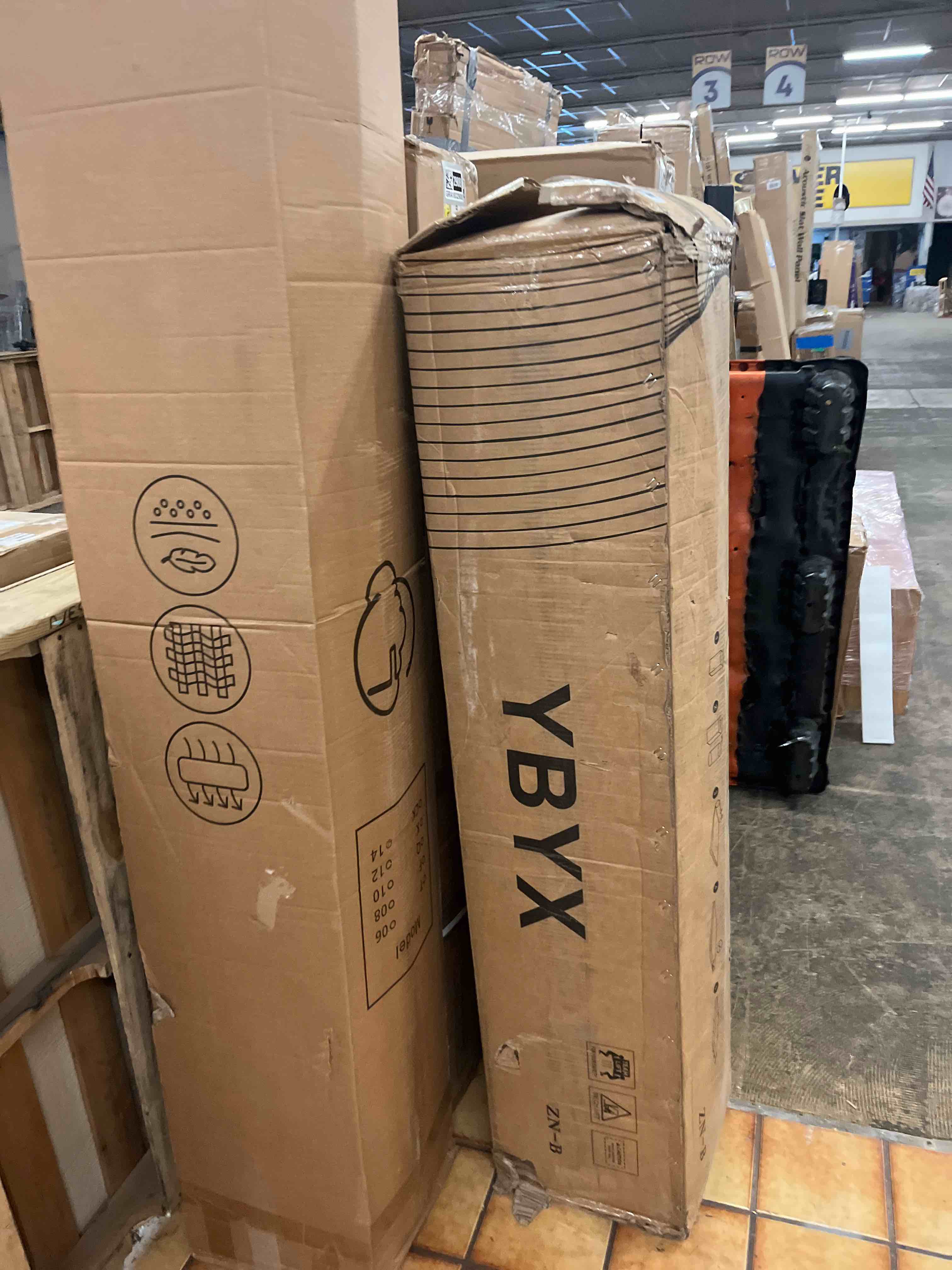 Condition photo showing New/Like New for ybyx full size mattress 12 inch, hybrid memory foam mattress with zoned pocket coils support and motion isolation design, strengthen edge support,certipur-us certified, medium firm in a box