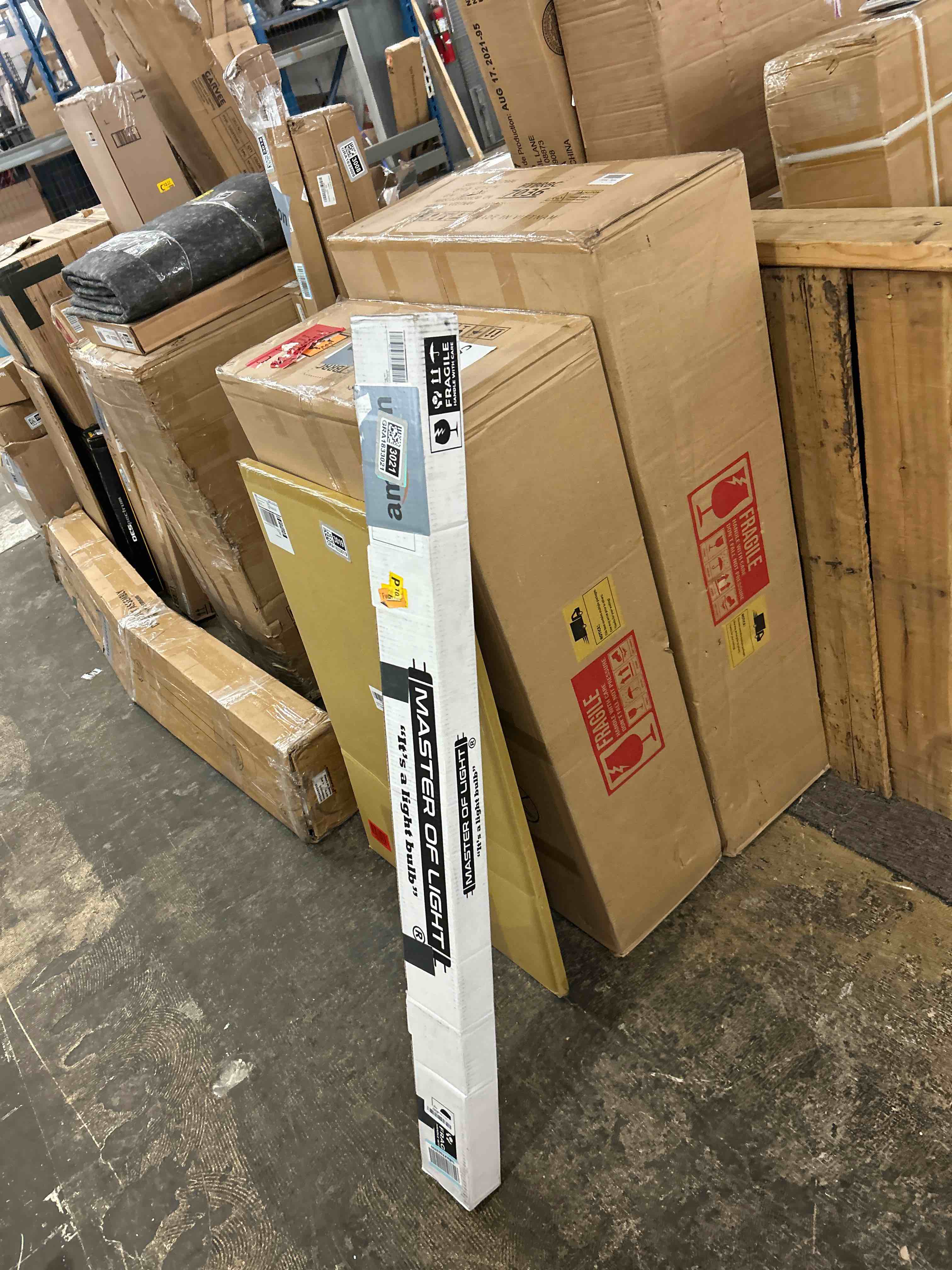 Condition photo showing New/Like New for f40/d daylight (2 pack) 4ft fluorescent tube light bulb 40w 40 watt t12 daylight 4100k 1.5 inch diameter replaces f40dx f40t12/865/eco f40sp65/eco f40dx/alto f40/lr/eco/2p f40t12/dx (2)