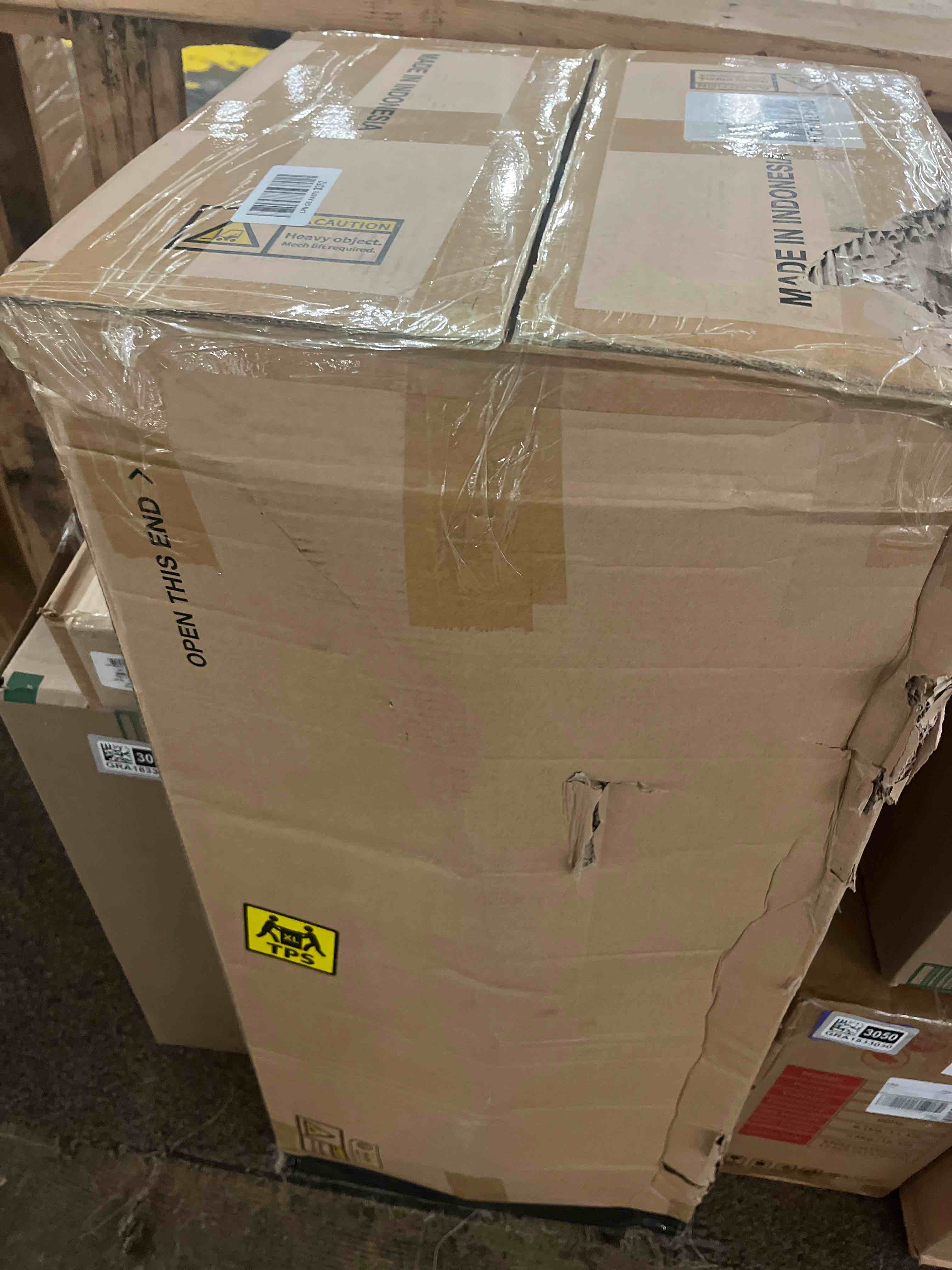 https://s3.amazonaws.com/lotting-images-prod/phillipi/GRA1833052_1777296069723.jpeg