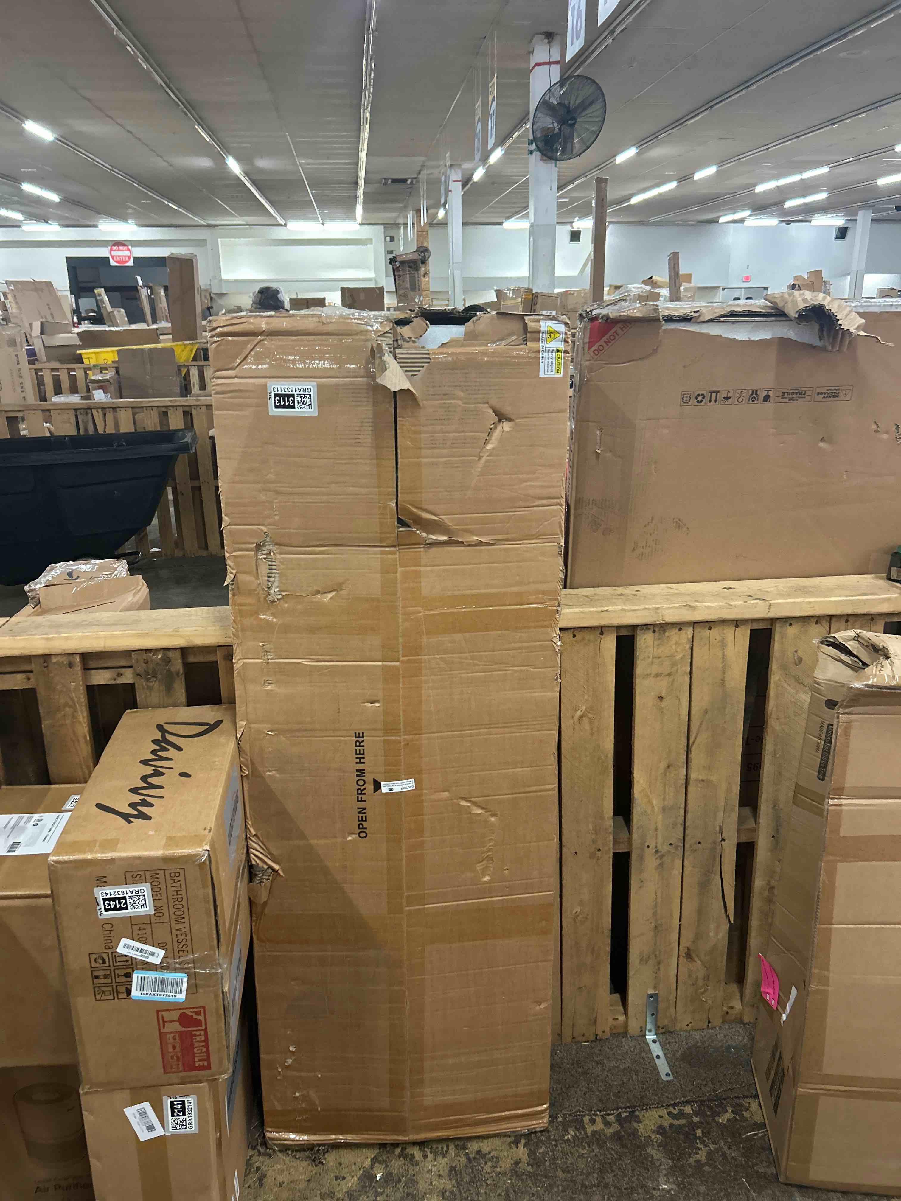 https://s3.amazonaws.com/lotting-images-prod/phillipi/GRA1833113_1777329860117.jpeg