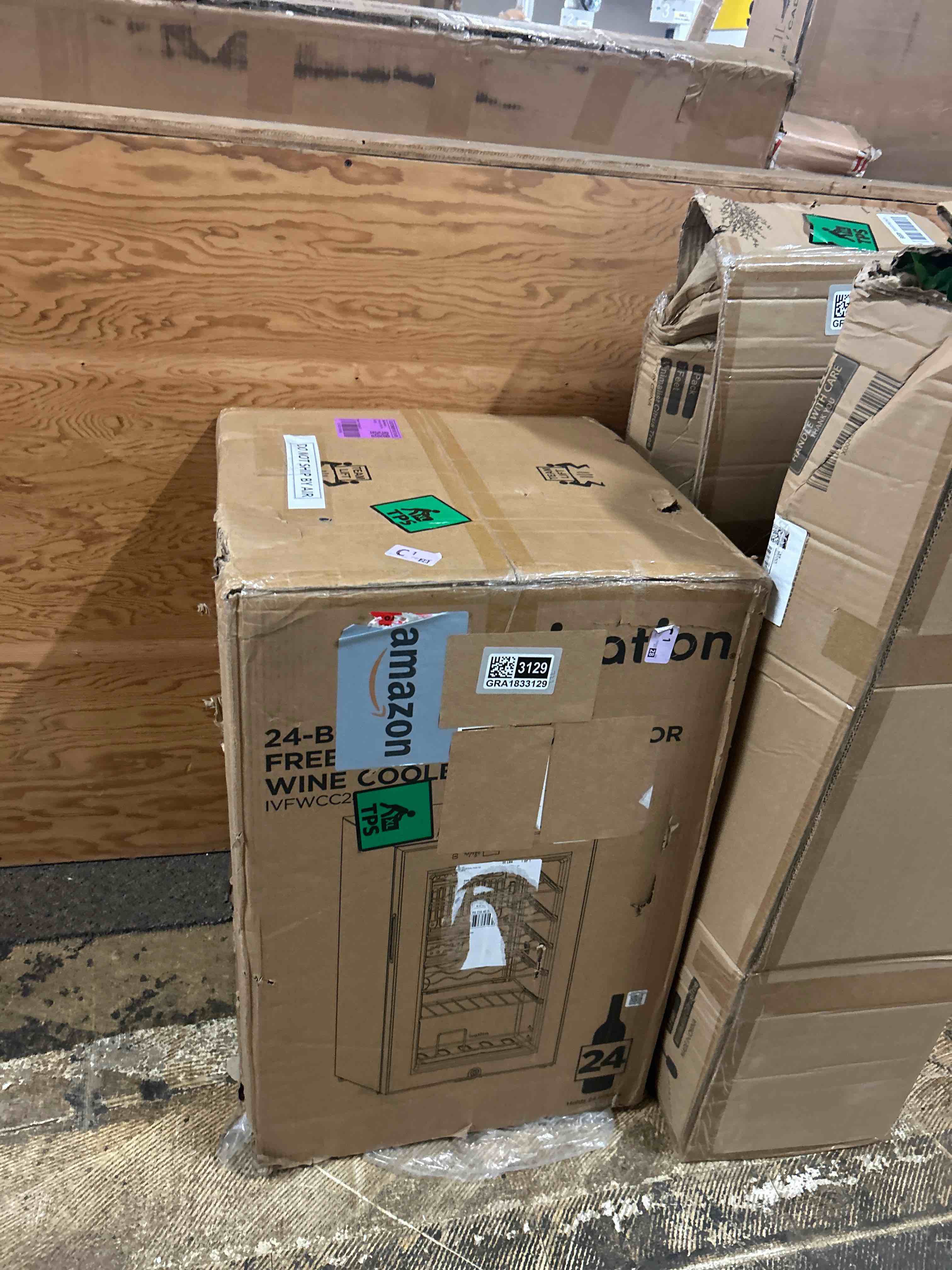 https://s3.amazonaws.com/lotting-images-prod/phillipi/GRA1833129_1777372556507.jpeg