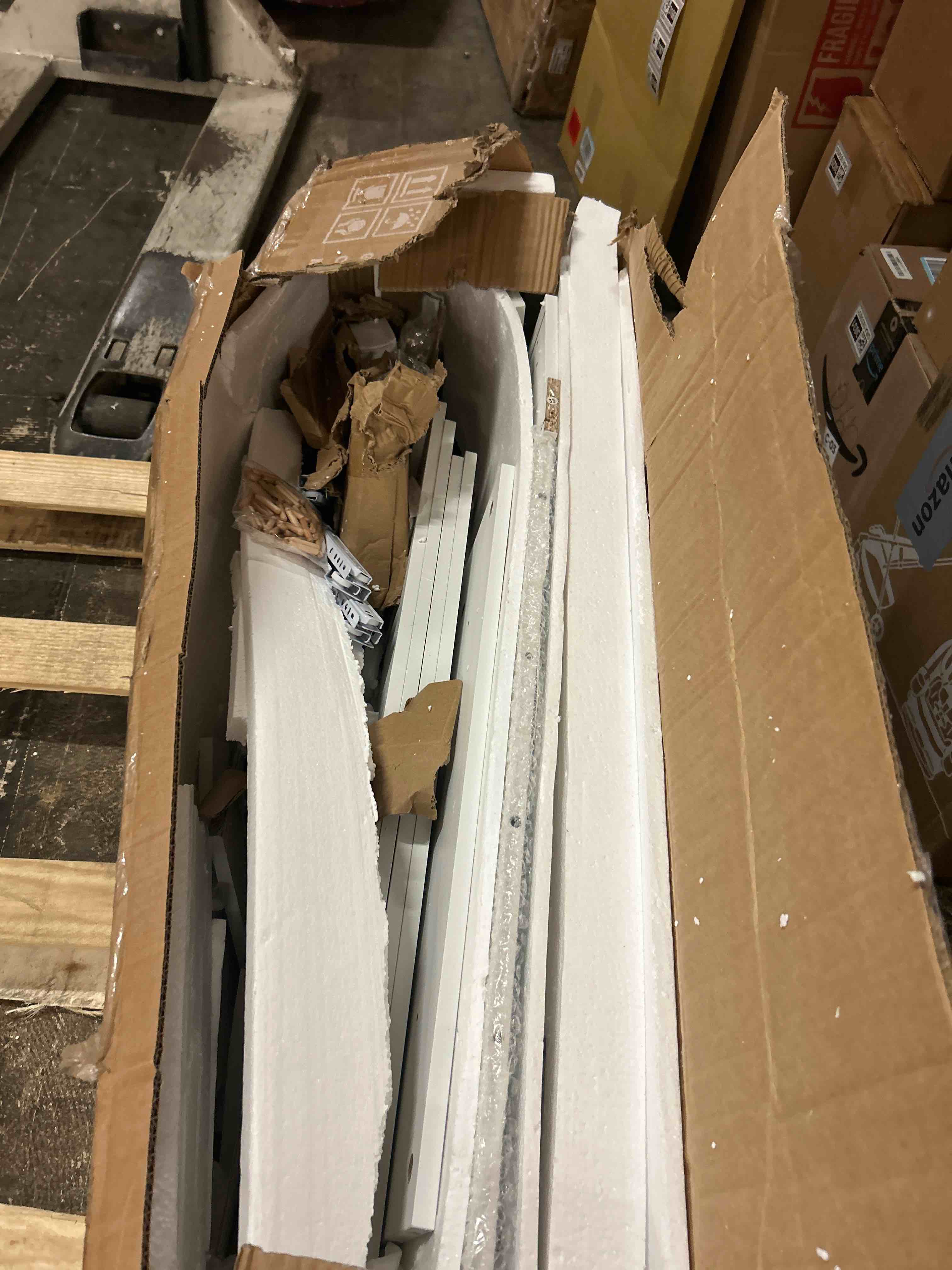 https://s3.amazonaws.com/lotting-images-prod/phillipi/GRA1833137_1777374609115.jpeg