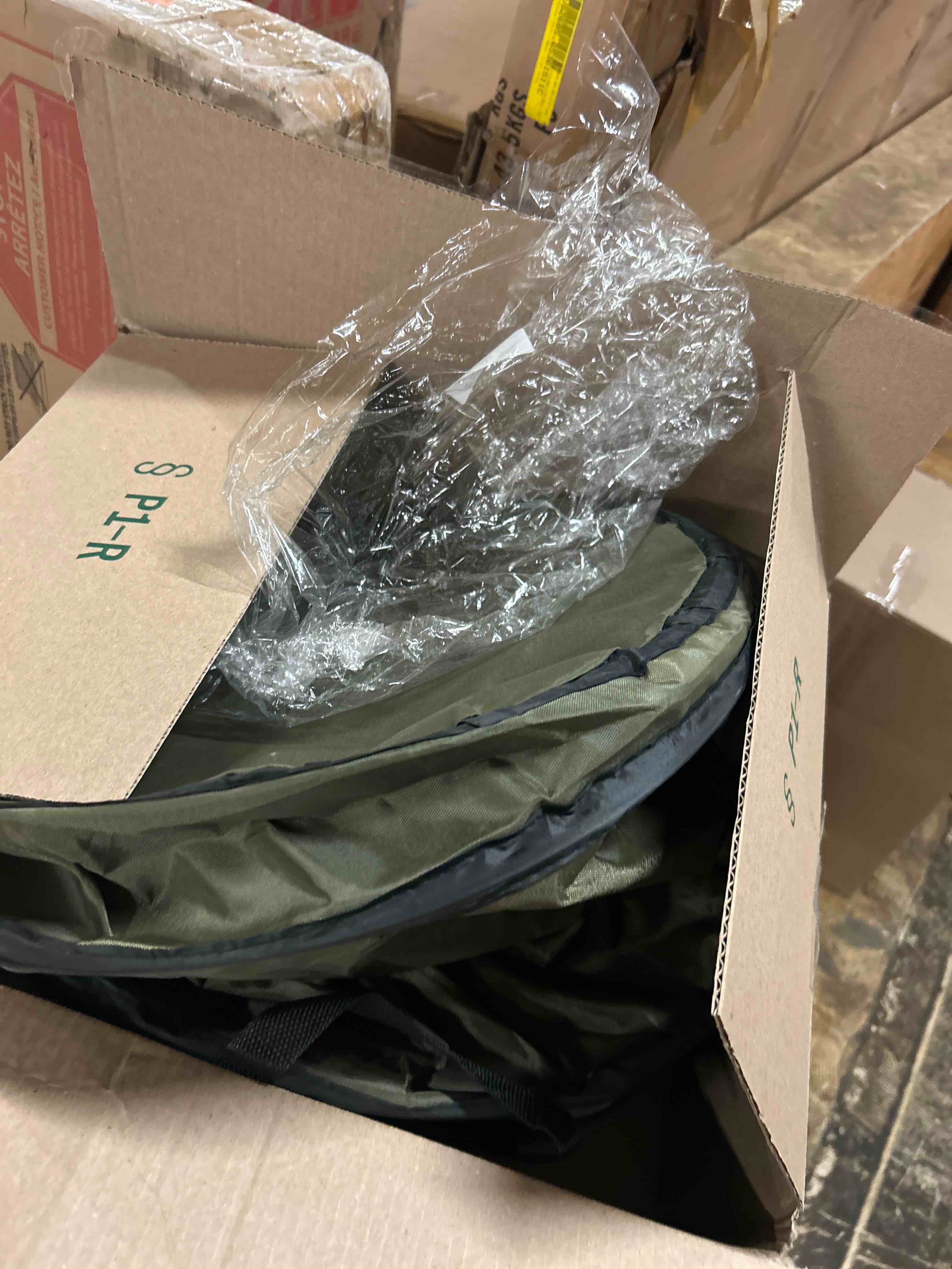 Condition photo showing New/Like New for (color green not black) car trash can, large-sized pop-up car trash bin, collapsible garbage can, trash bag with elastic band hanging, double-layer washable trash can, waste basket with velcro