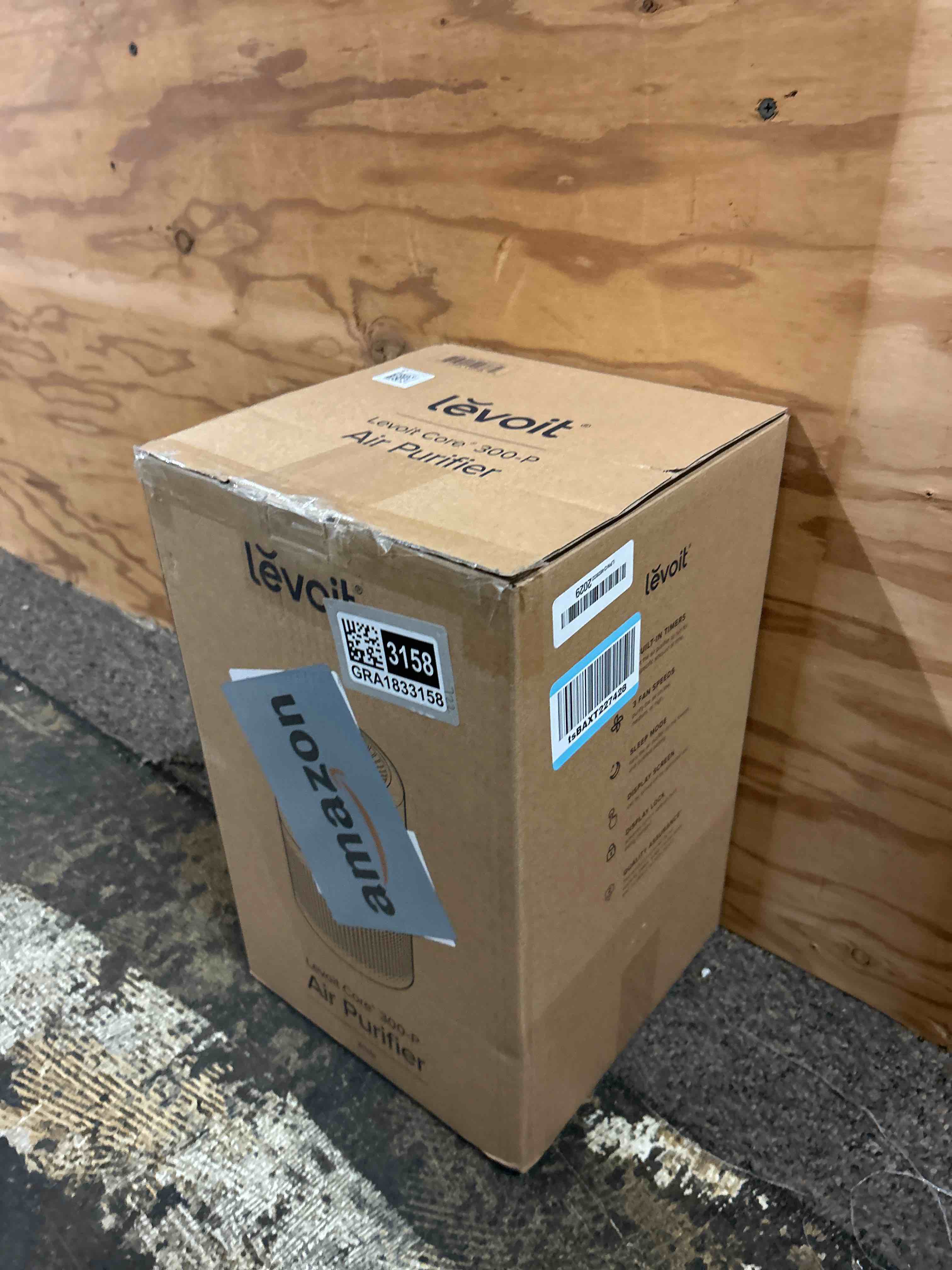 Condition photo showing New/Like New for levoit air purifier for home allergies pet hair in bedroom, covers up to 1073 ft² by 56w high torque motor, aham verifide, 3-in-1 filter with hepa sleep mode, remove dust smoke odor, core300-p, white