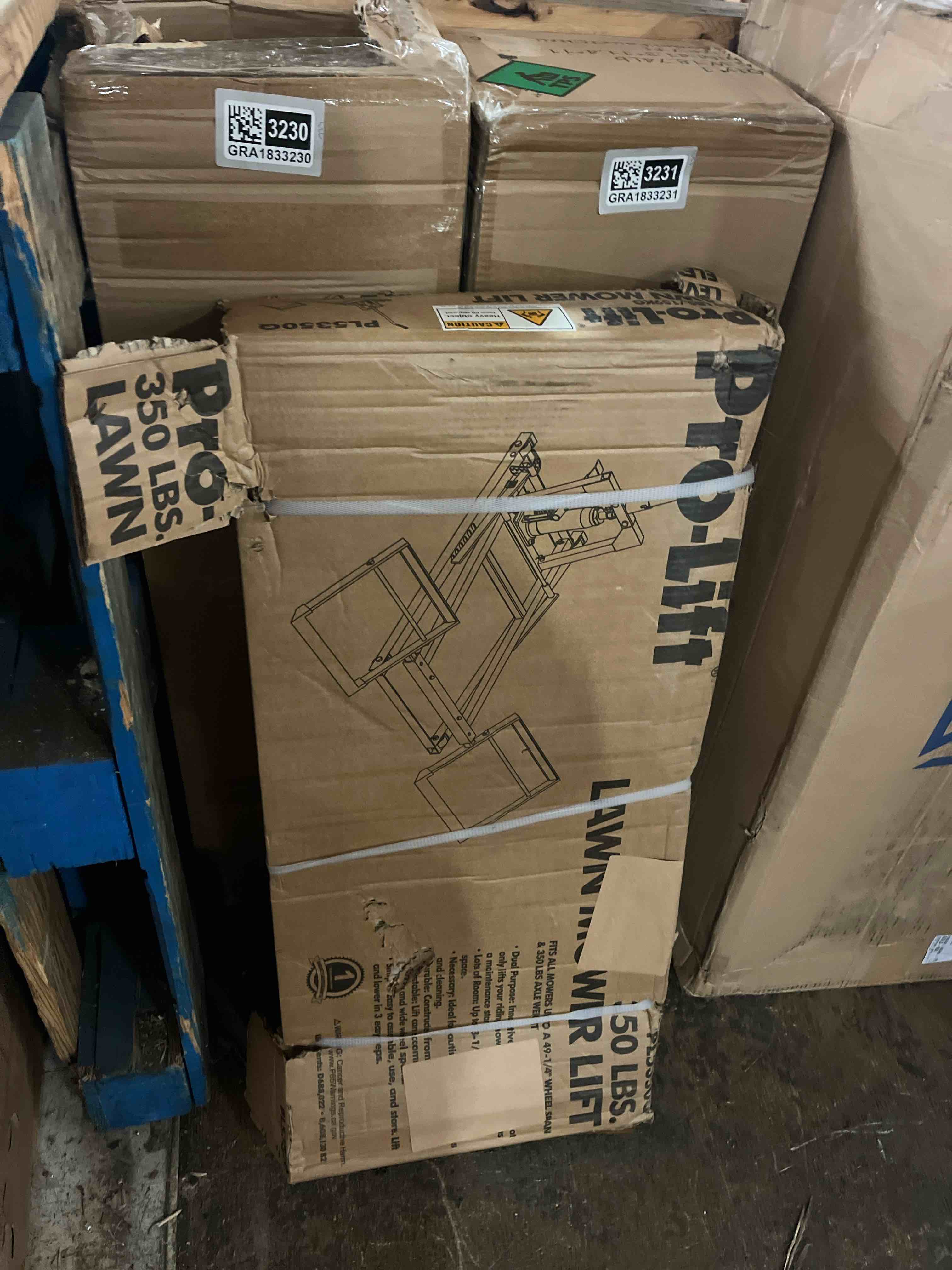 https://s3.amazonaws.com/lotting-images-prod/phillipi/GRA1833226_1777378357401.jpeg