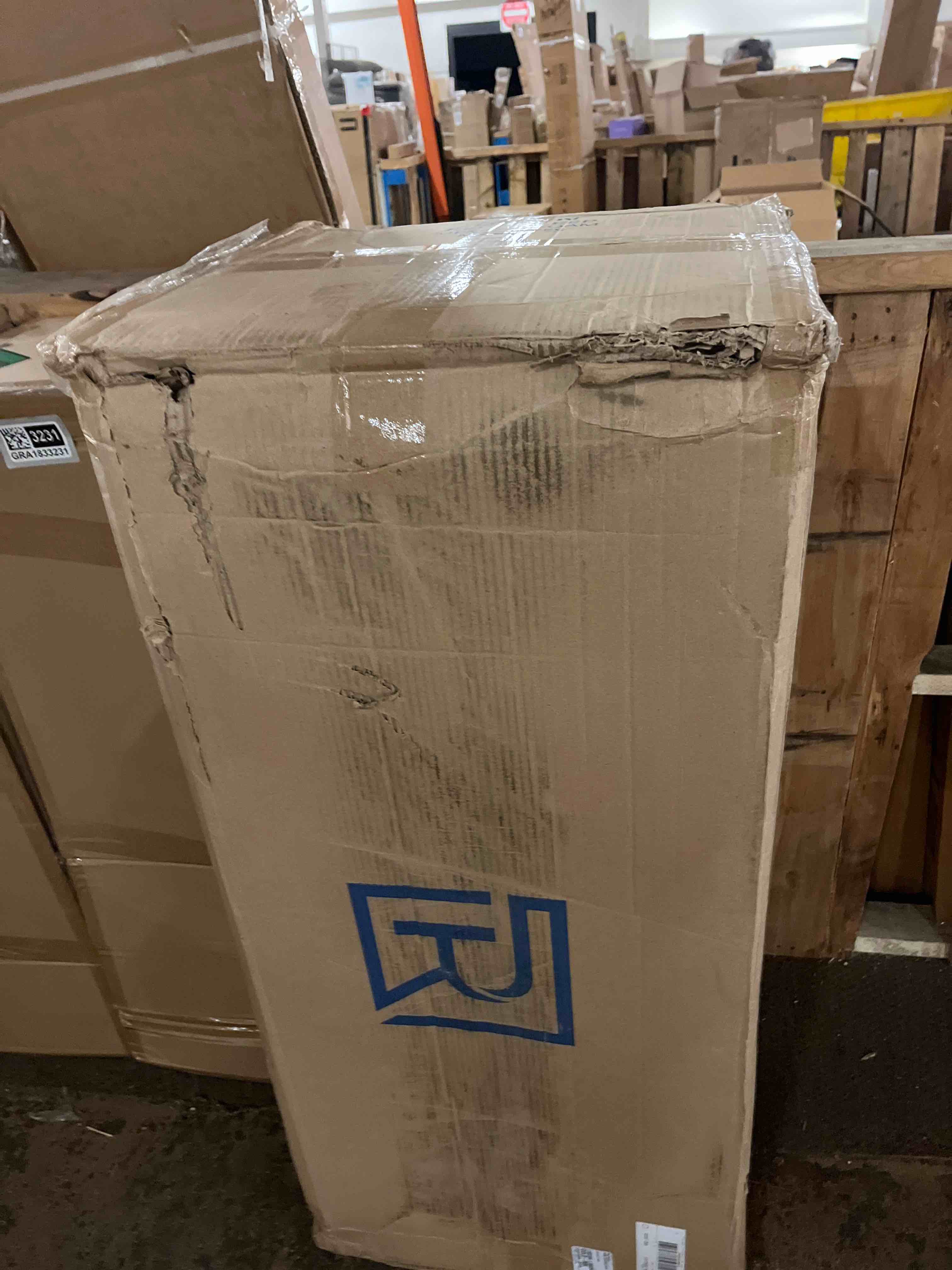 https://s3.amazonaws.com/lotting-images-prod/phillipi/GRA1833229_1777378046667.jpeg