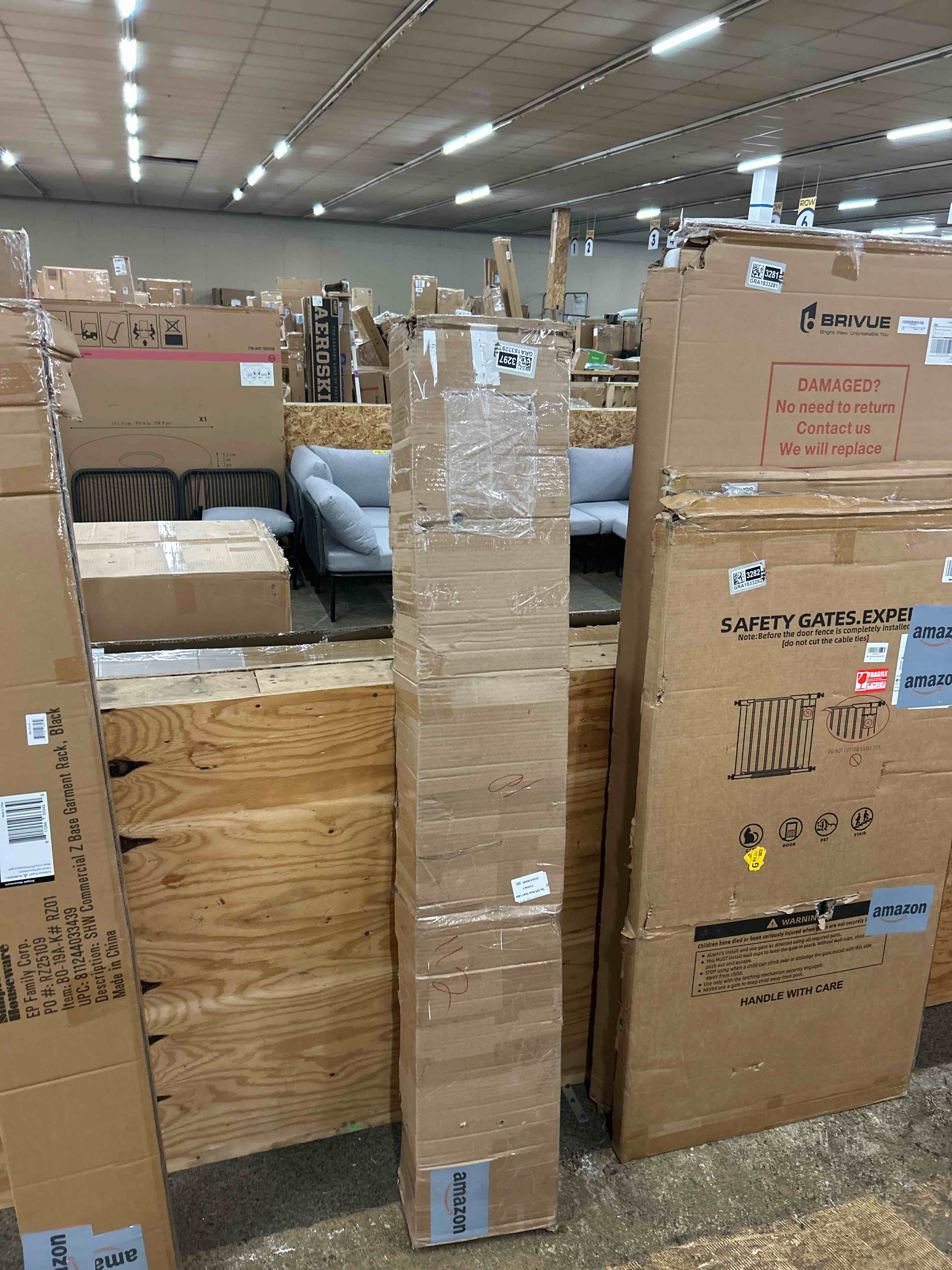 https://s3.amazonaws.com/lotting-images-prod/phillipi/GRA1833297_1777463383919.jpeg