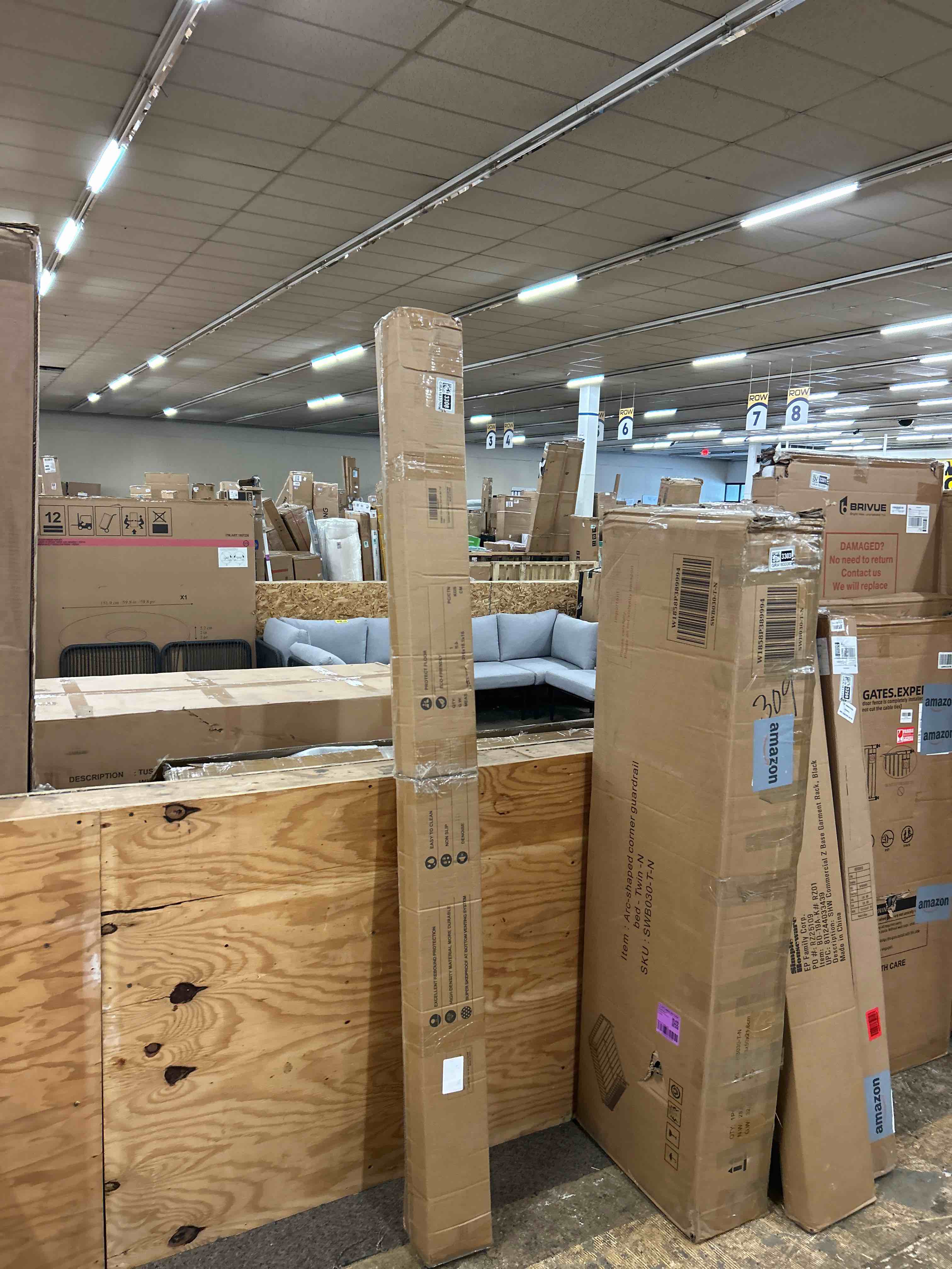 https://s3.amazonaws.com/lotting-images-prod/phillipi/GRA1833308_1777468465163.jpeg