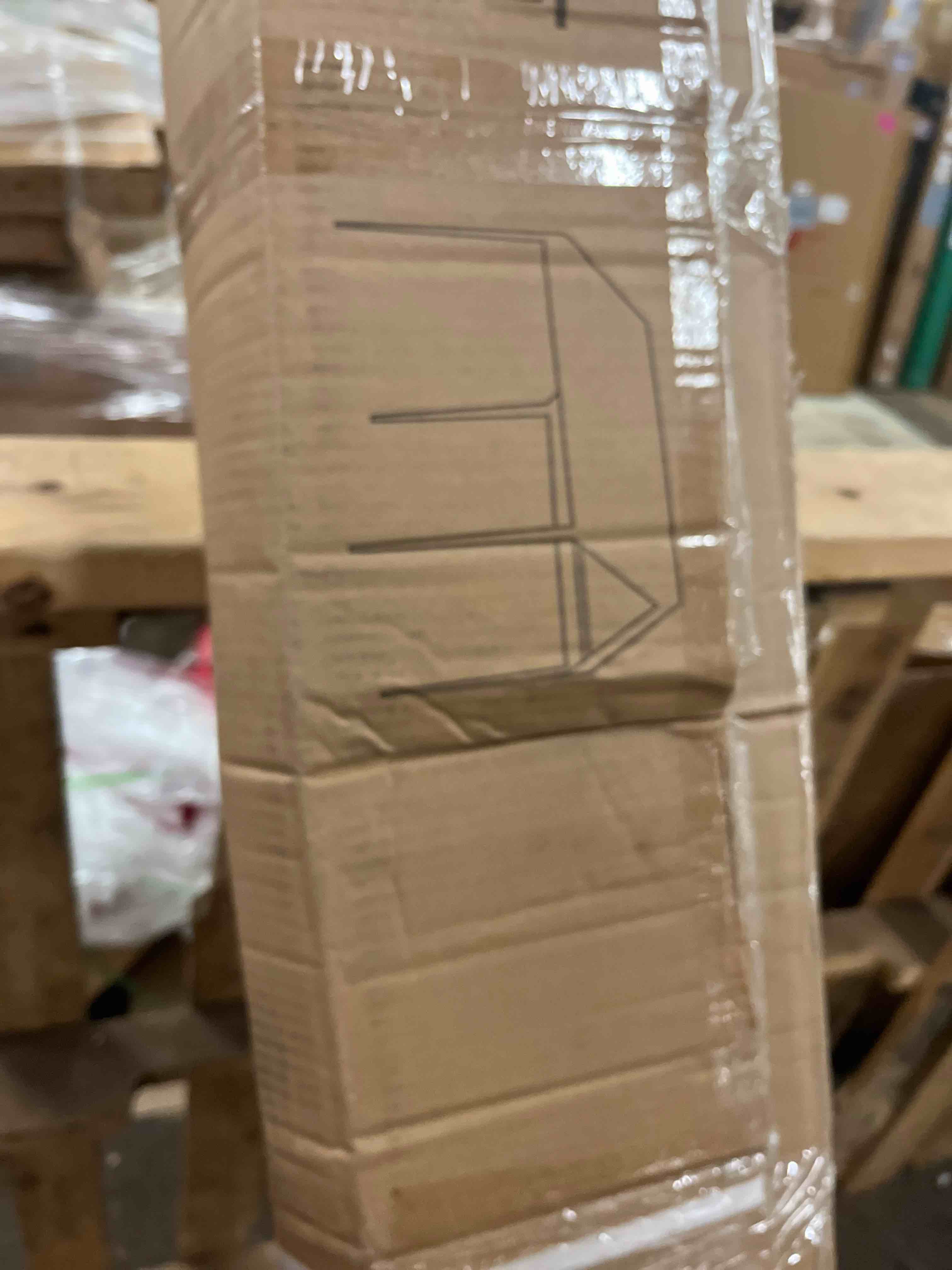 https://s3.amazonaws.com/lotting-images-prod/phillipi/GRA1833422_1777469467293.jpeg