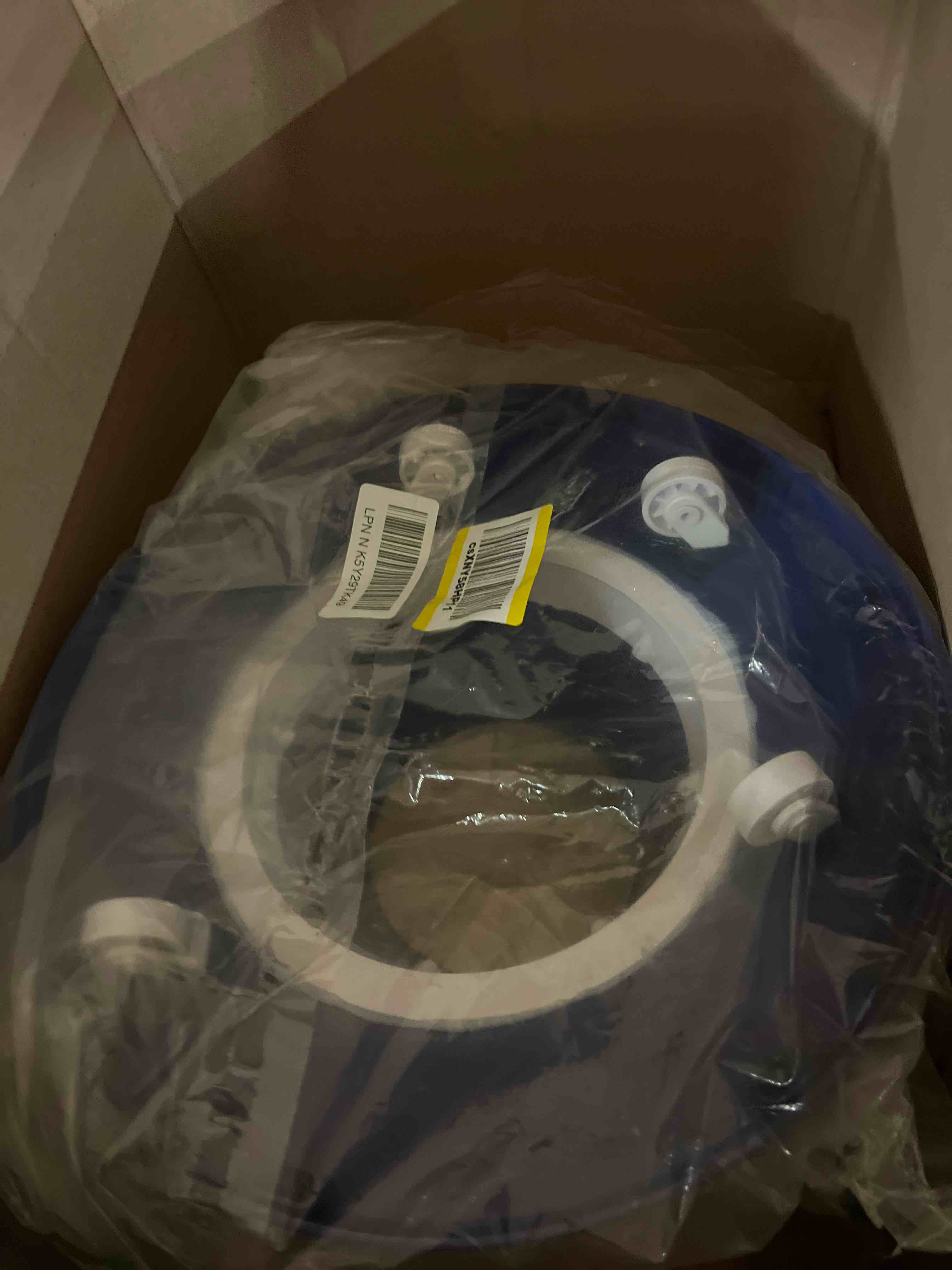 Condition photo showing Good Condition for heavy-duty pool leaf vacuum head, garden hose powered 15? cleaner with large mesh bag for inground and above ground pools