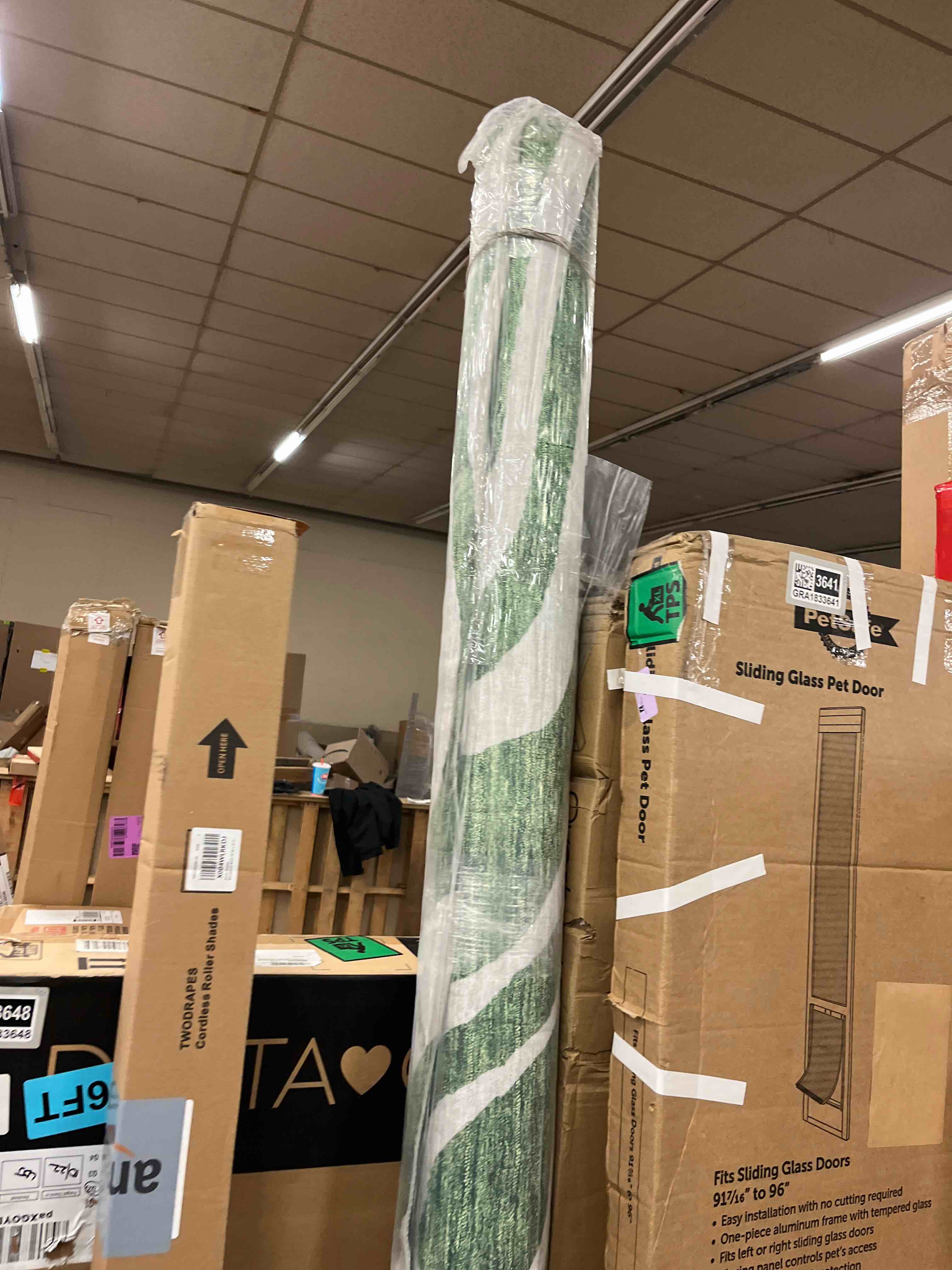 https://s3.amazonaws.com/lotting-images-prod/phillipi/GRA1833639_1778016756617.jpeg