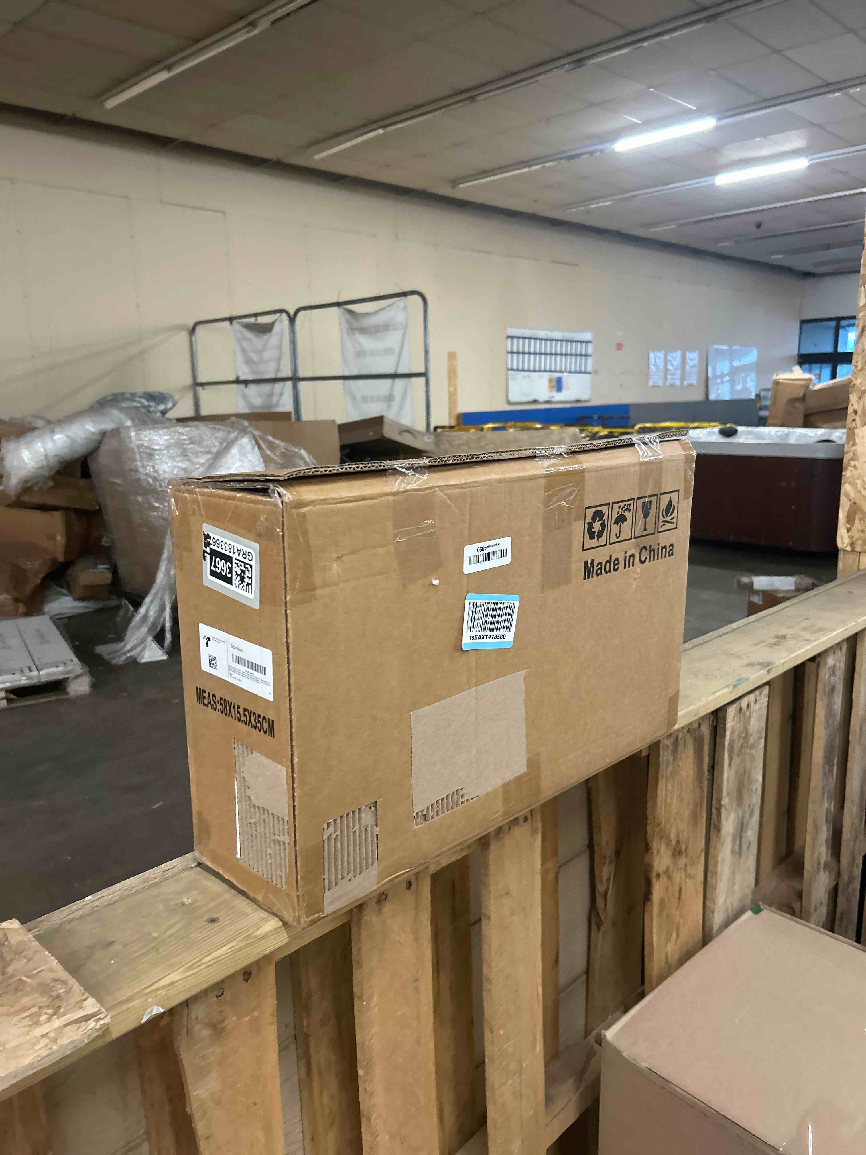 Condition photo showing New/Like New for pull out drawers for cabinets, expandable pull out cabinet organizer 11-18" width,13-24" depth, roll out shelves for cabinets without lip, no drill adjustable slide out drawers for kitchen & pantry