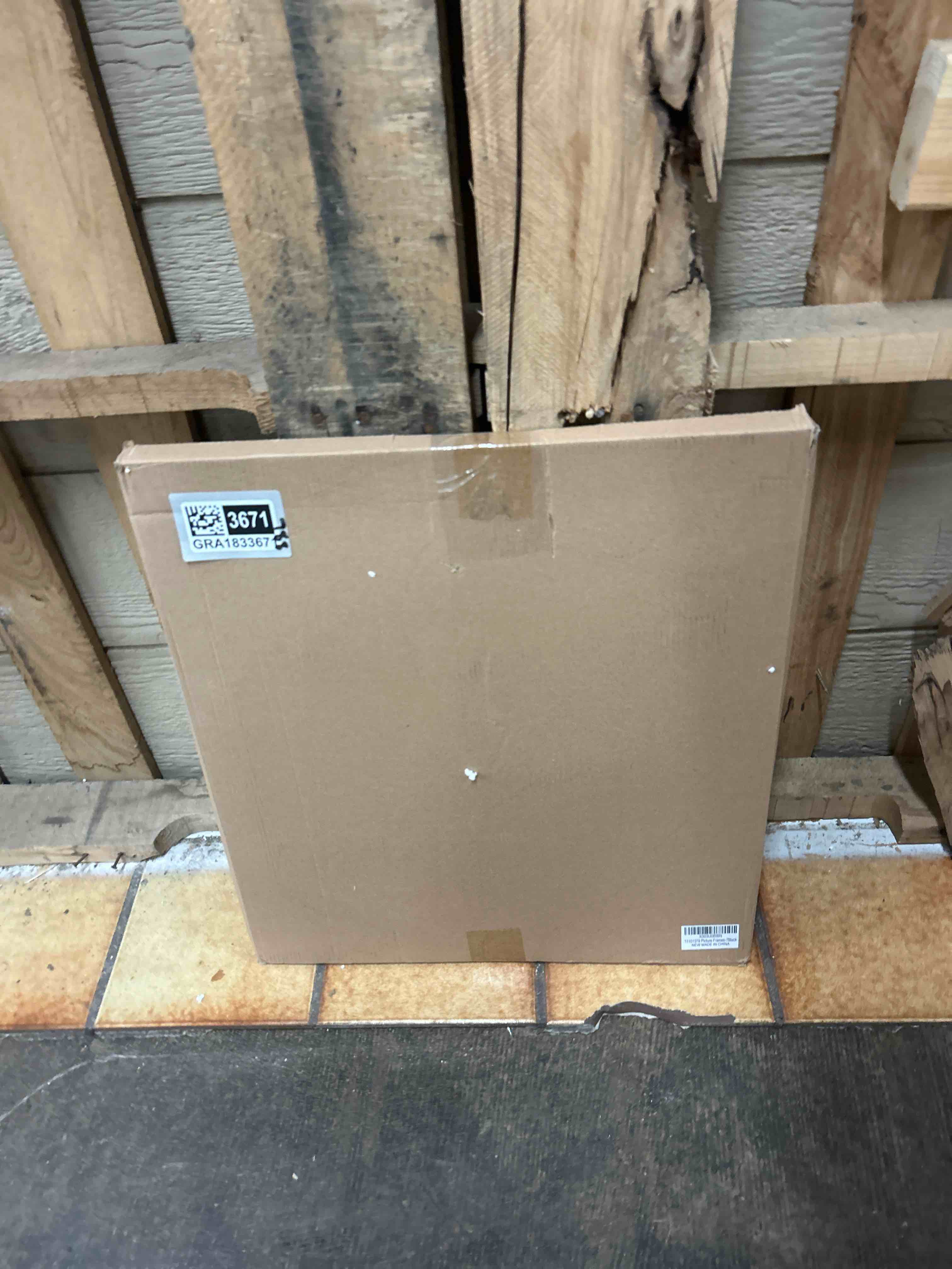 Condition photo showing New/Like New for picture frame collage 5x7 inch photos display - 7 openings photo collage picture frame wall decor for wall mounting vertically or horizontally frames for wedding anniversary