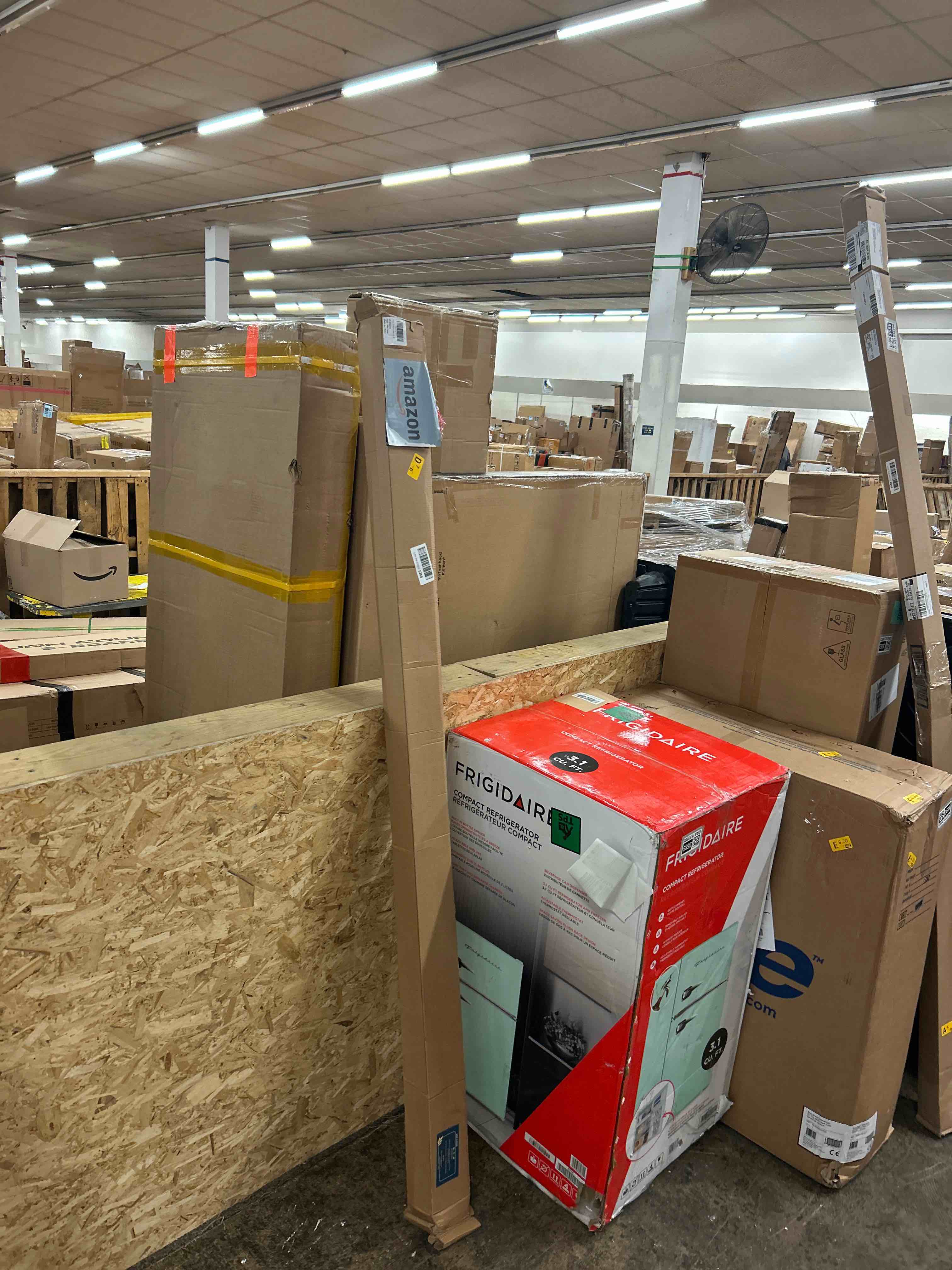https://s3.amazonaws.com/lotting-images-prod/phillipi/GRA1833687_1778015567618.jpeg